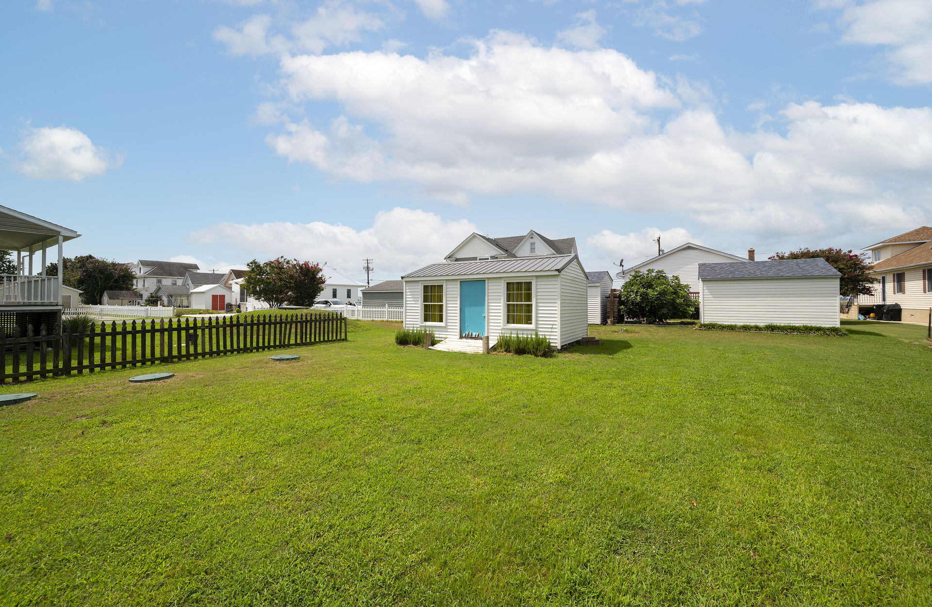 Book your time at Bertie Street Cottage today!