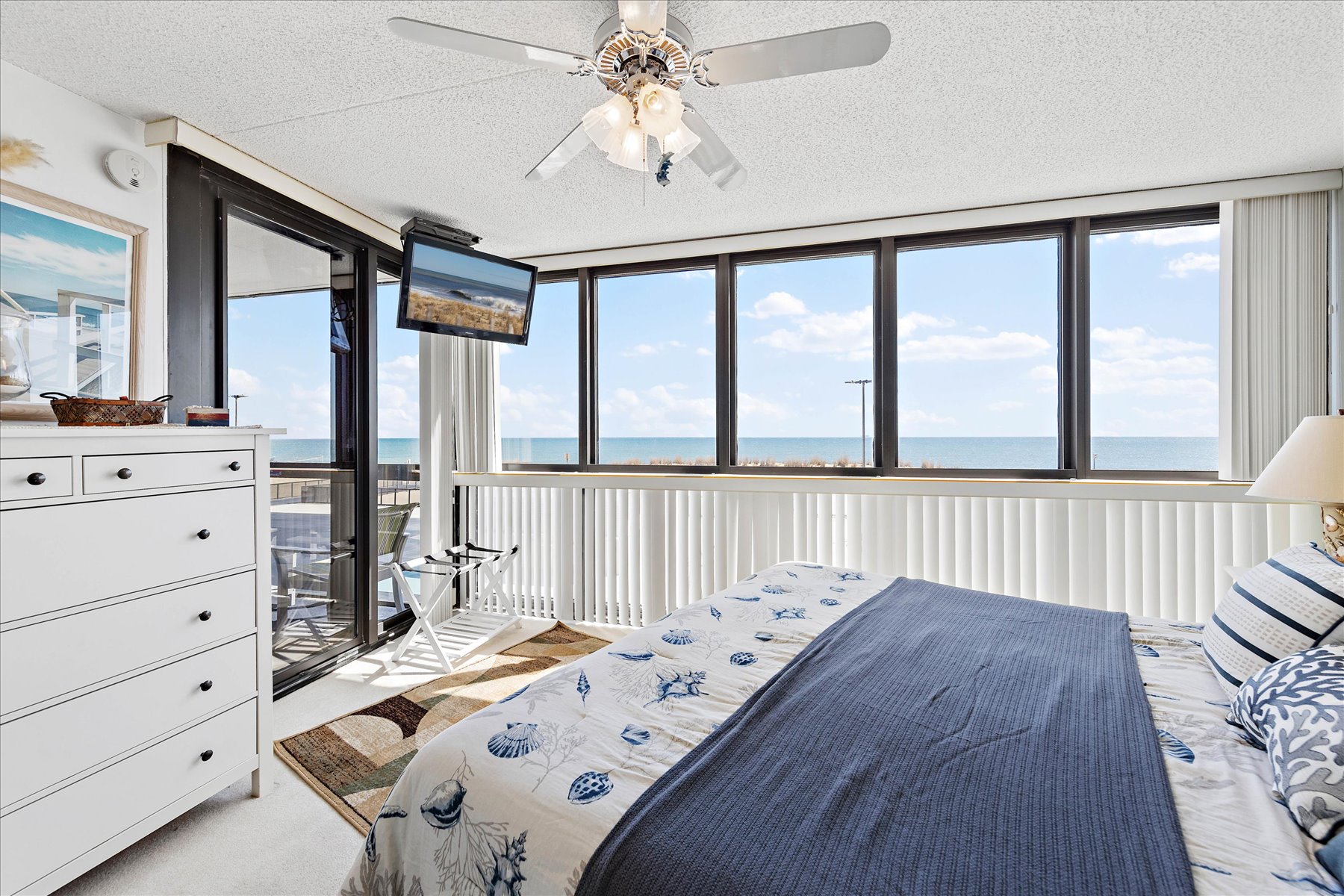 The Primary Bedroom offer a Plush King Bed!