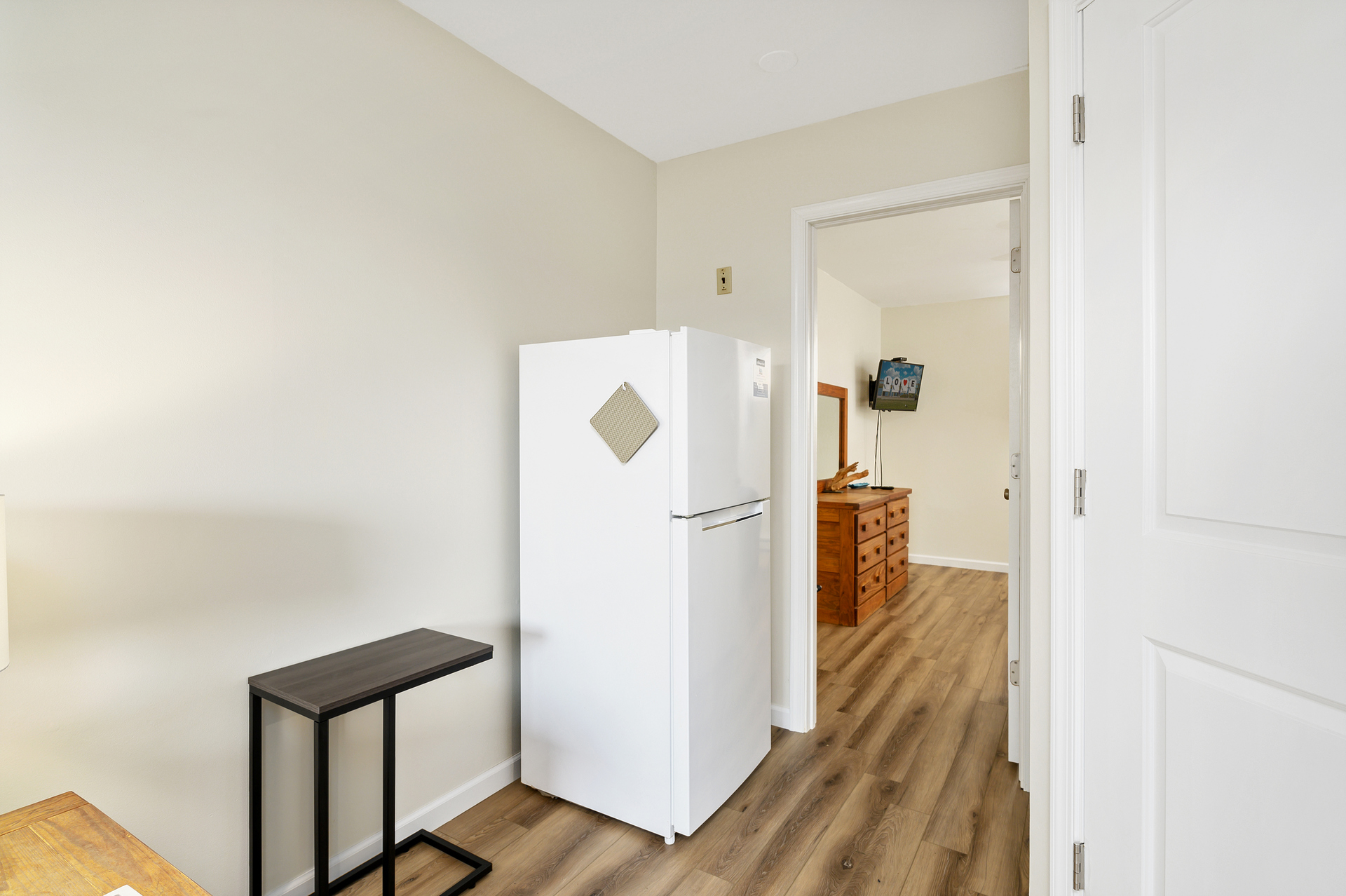 Full Size Refrigerator....