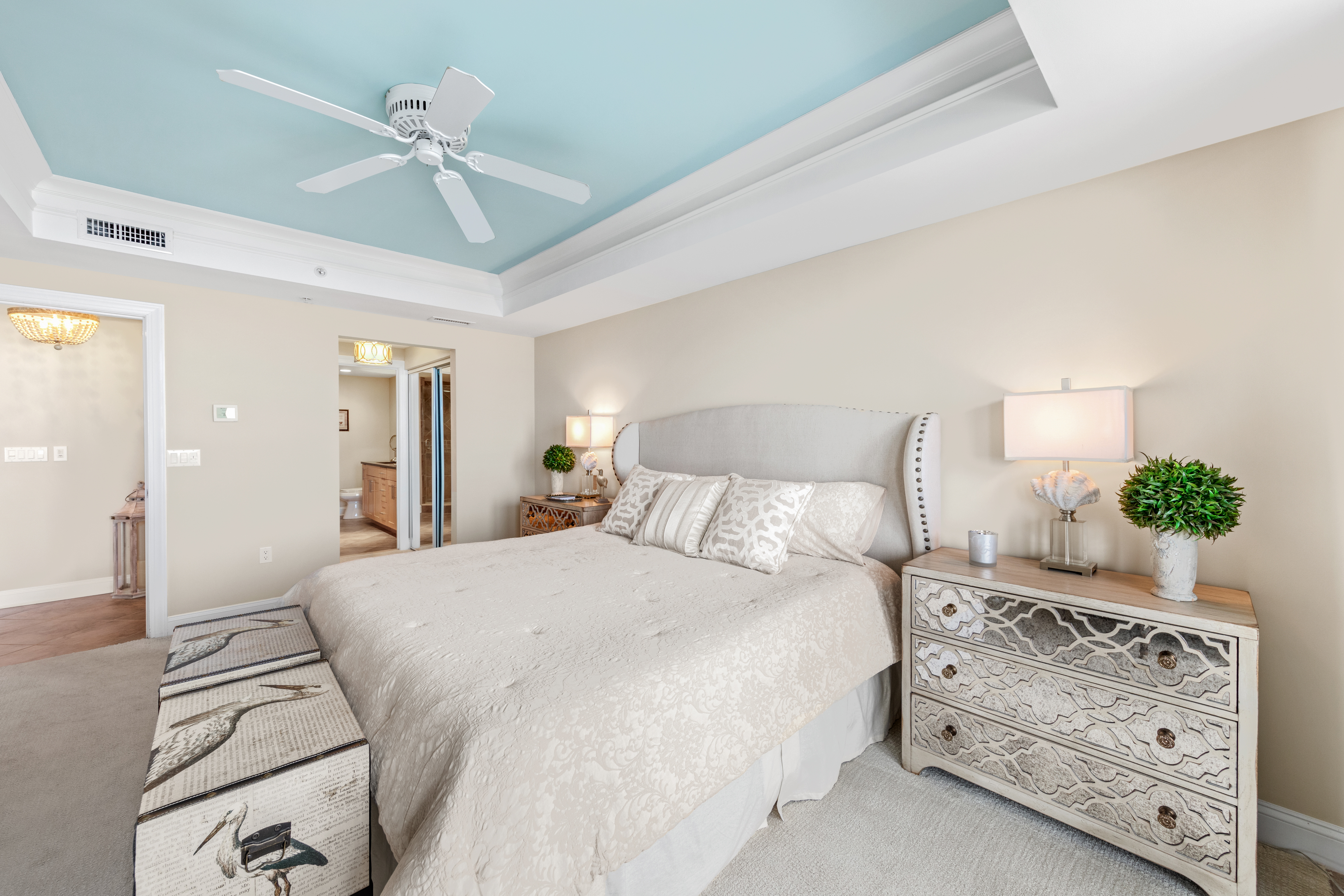 The King bed is sure to be a peaceful retreat.