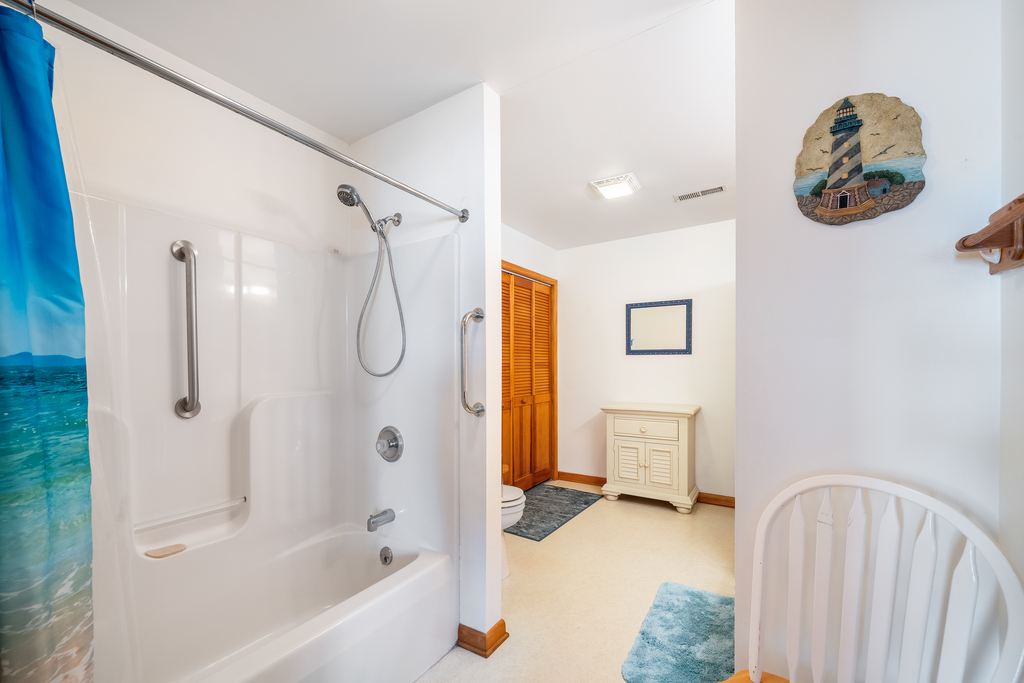 Bradford House | Photo 23