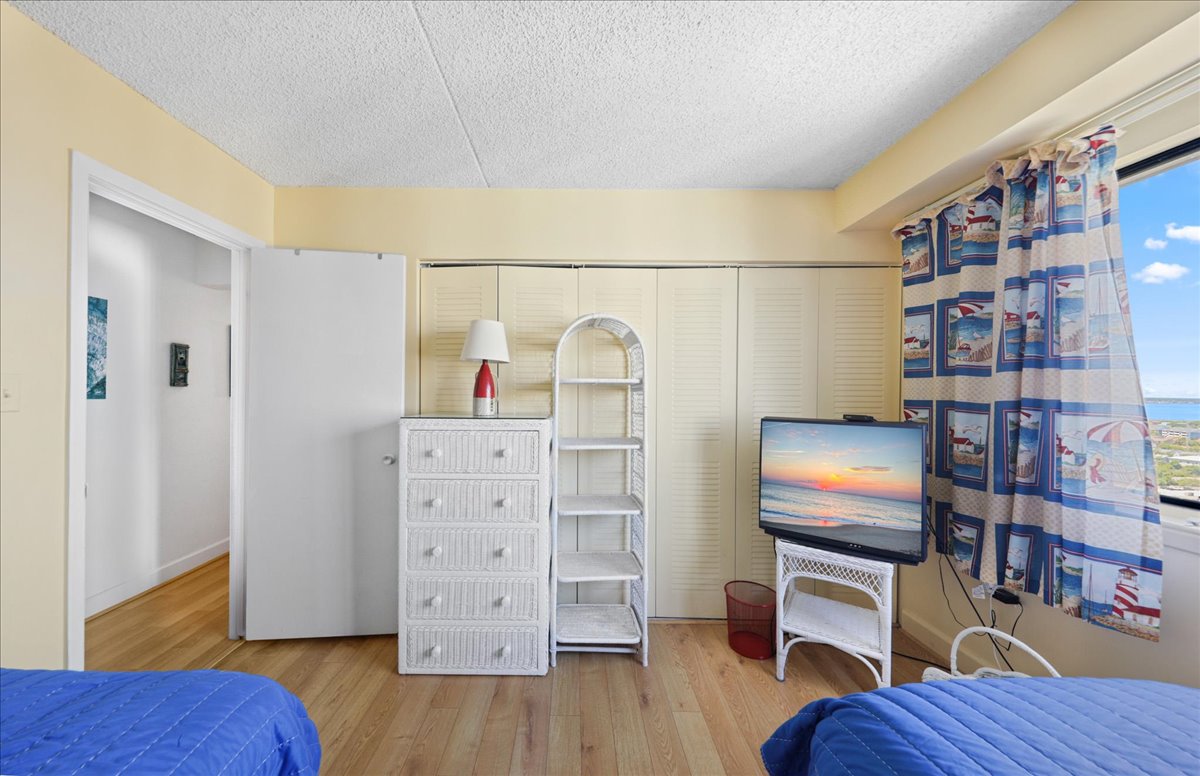 Lay back & catch up on your favorite shows!