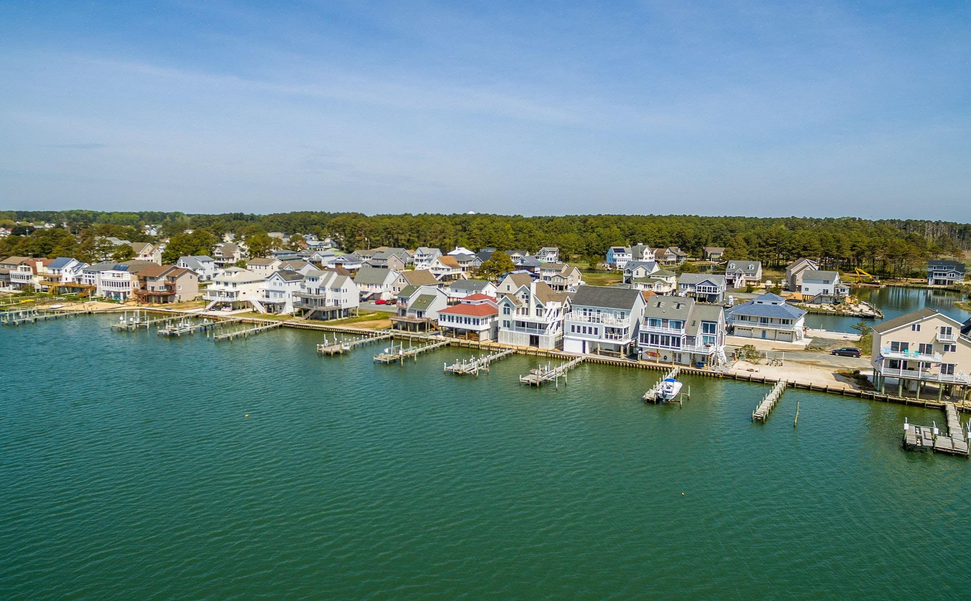 Captain's Cove sits on the pristine Chincoteague Bay - close to everywhere you want to be!