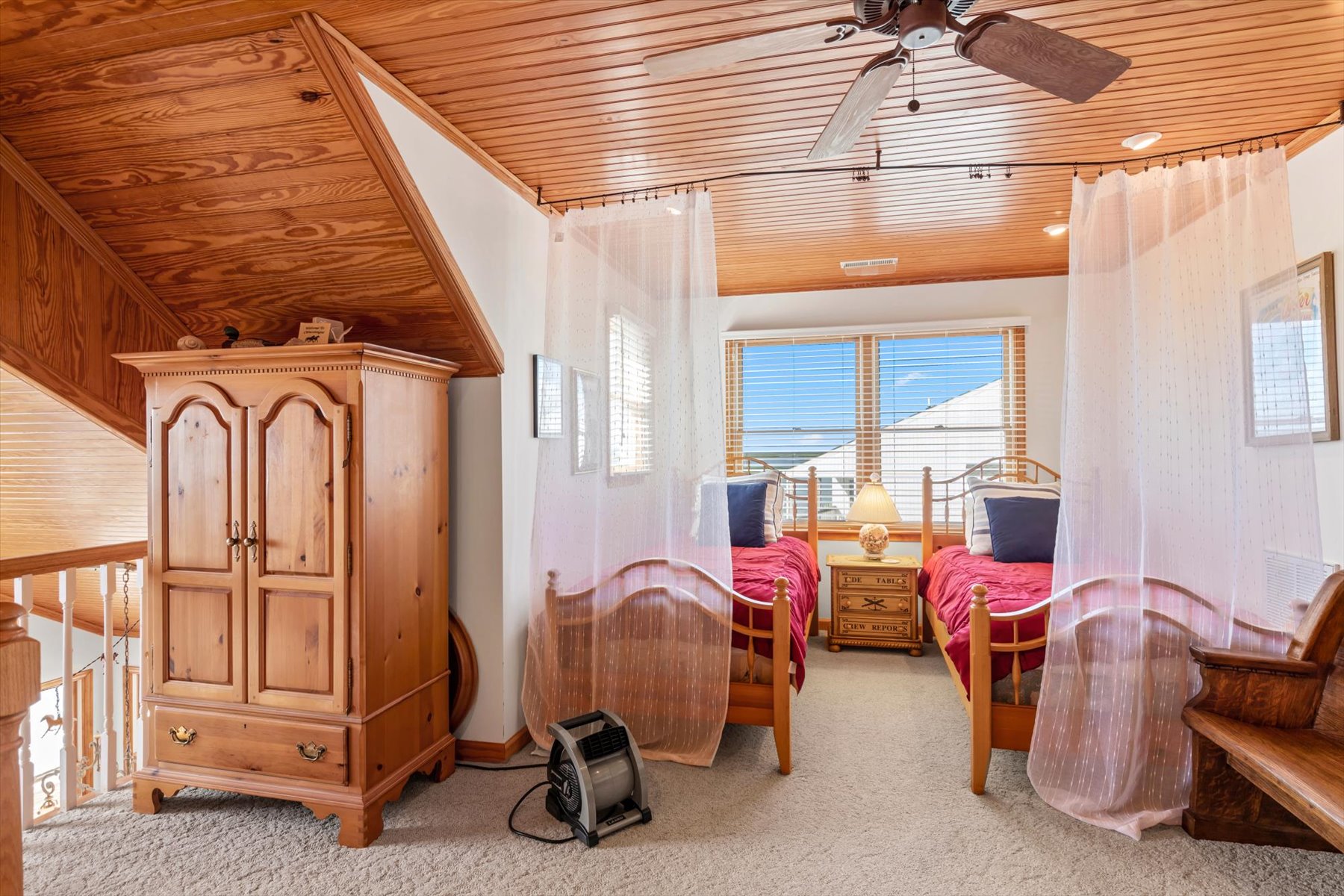 The Loft Bedroom sleeps 3.