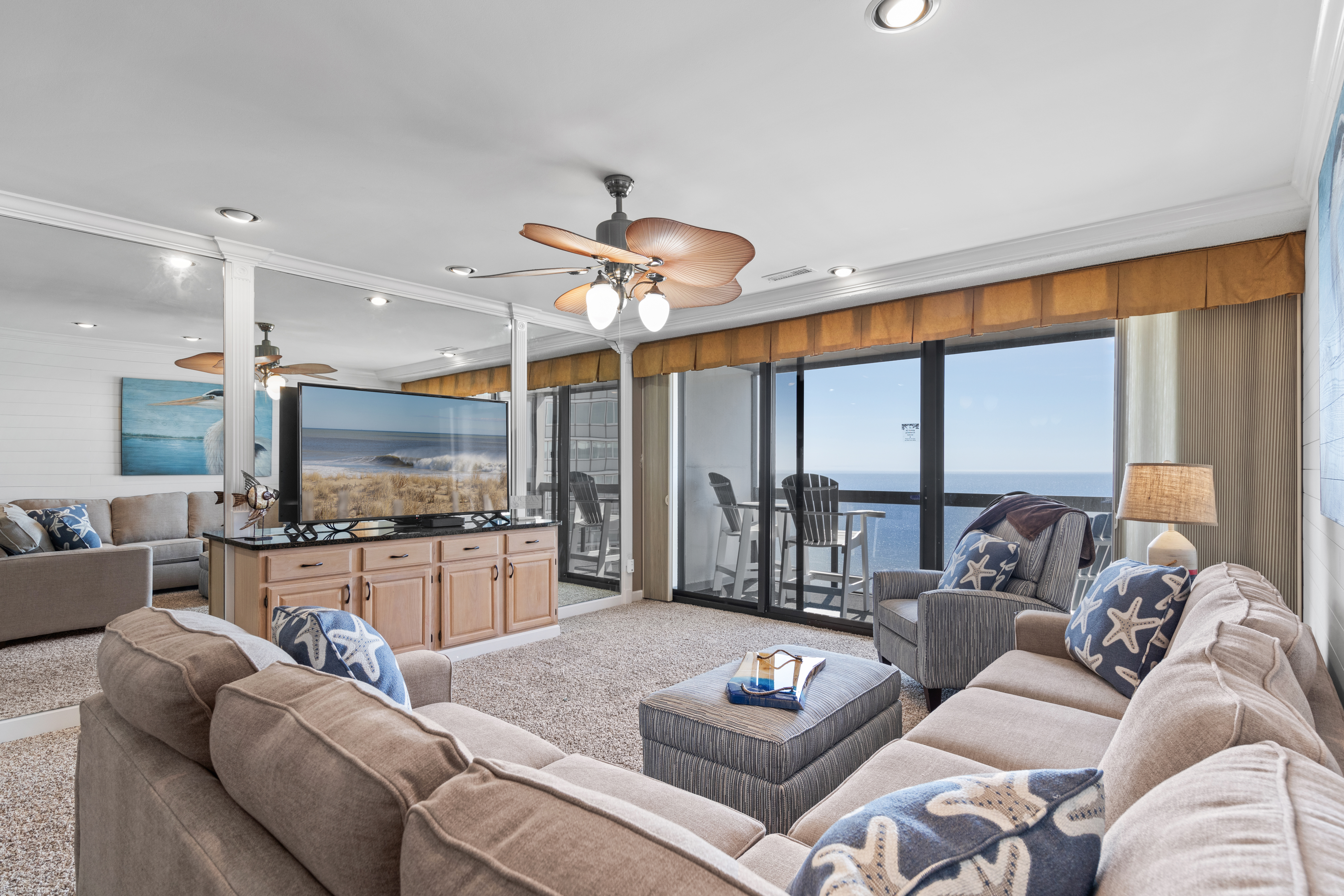 Penthouse, Ocean Front Living at its Finest!