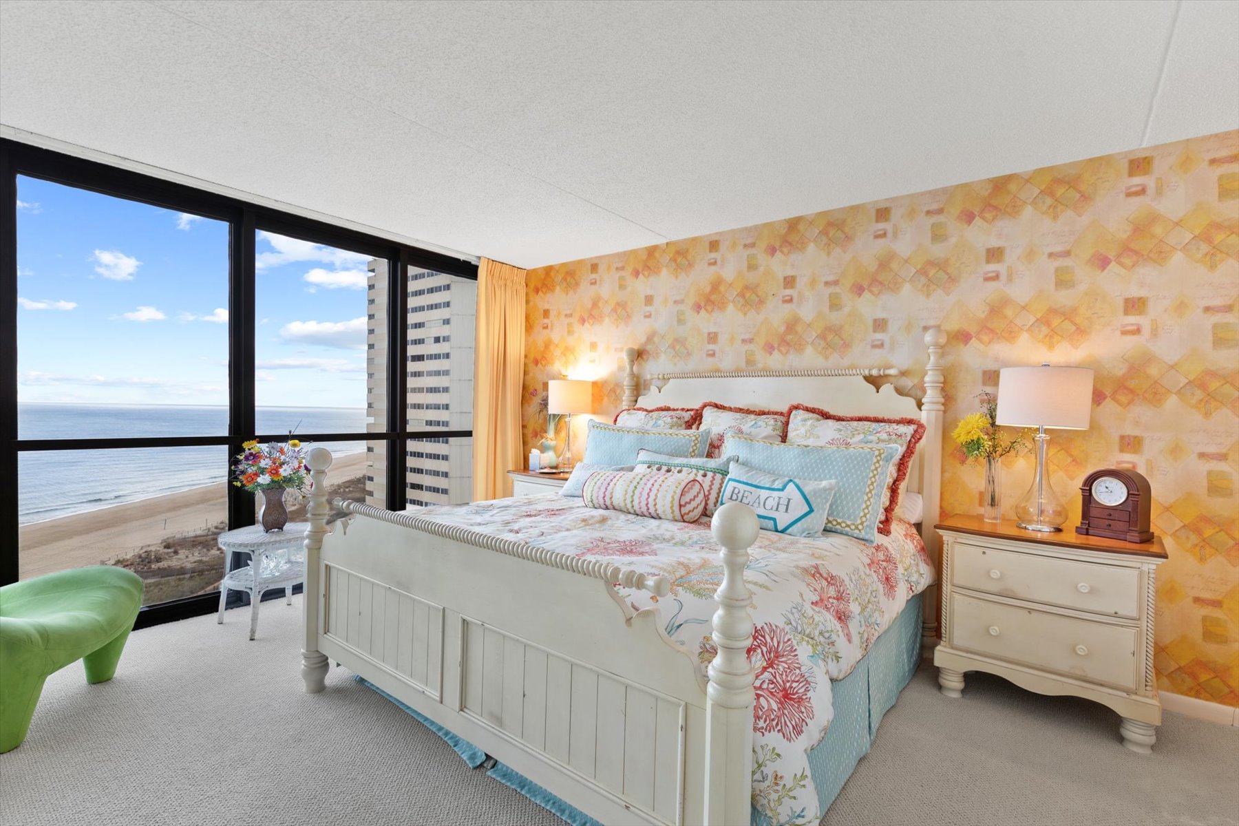 Primary Bedroom with Cozy Queen bed.