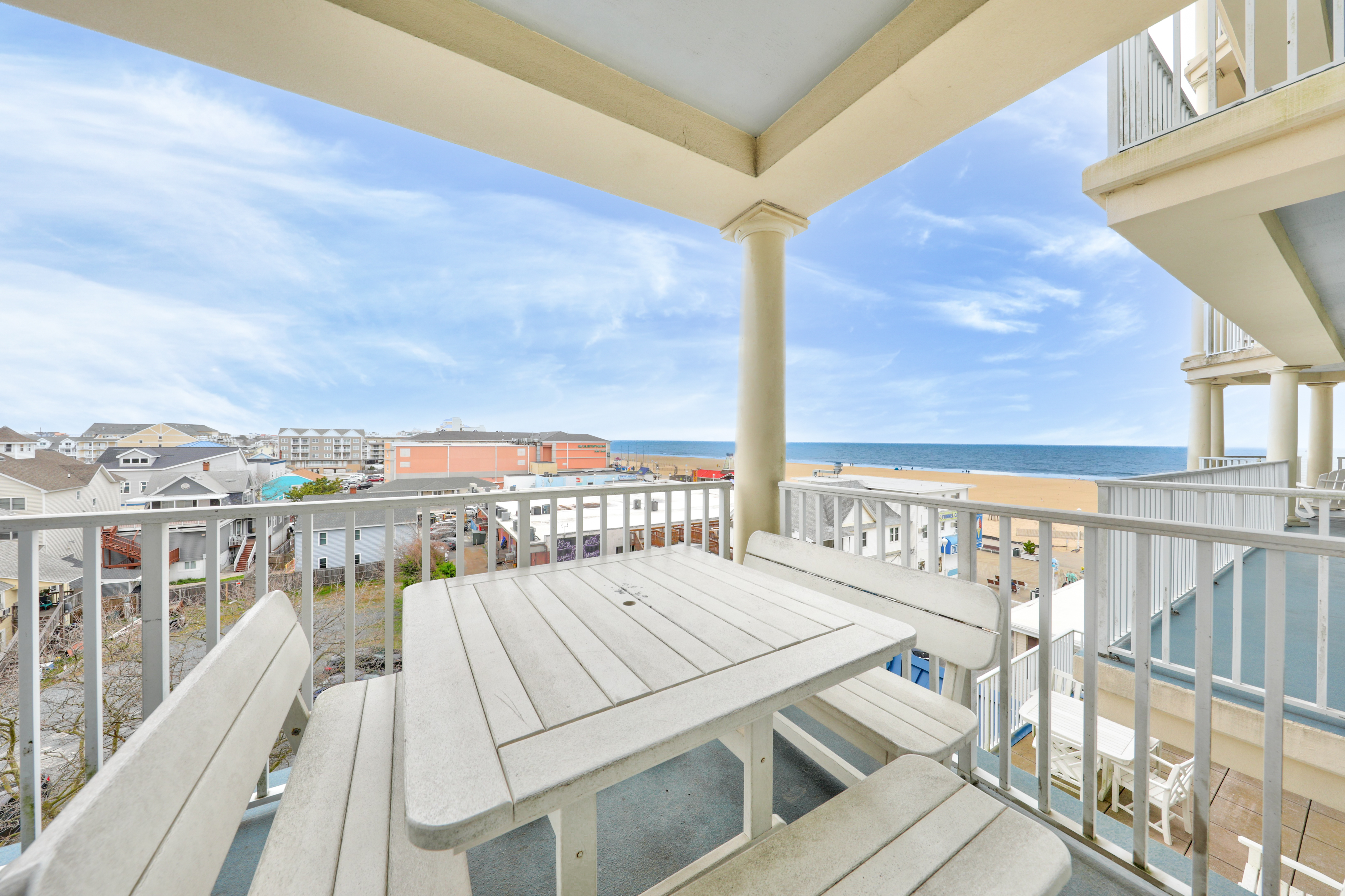With Unparalleled Views, Belmont 809 is sure to be the Vacation Home your family has been Dreaming of!