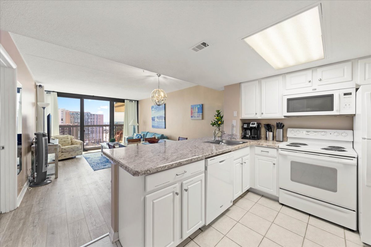 With all the luxuries of home, Sea Watch 1516 is sure to help all your worries melt away.