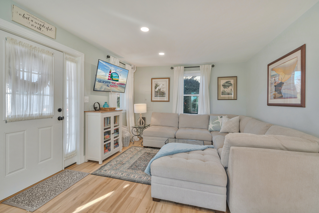 Beautiful Colors of Sand and Sea.