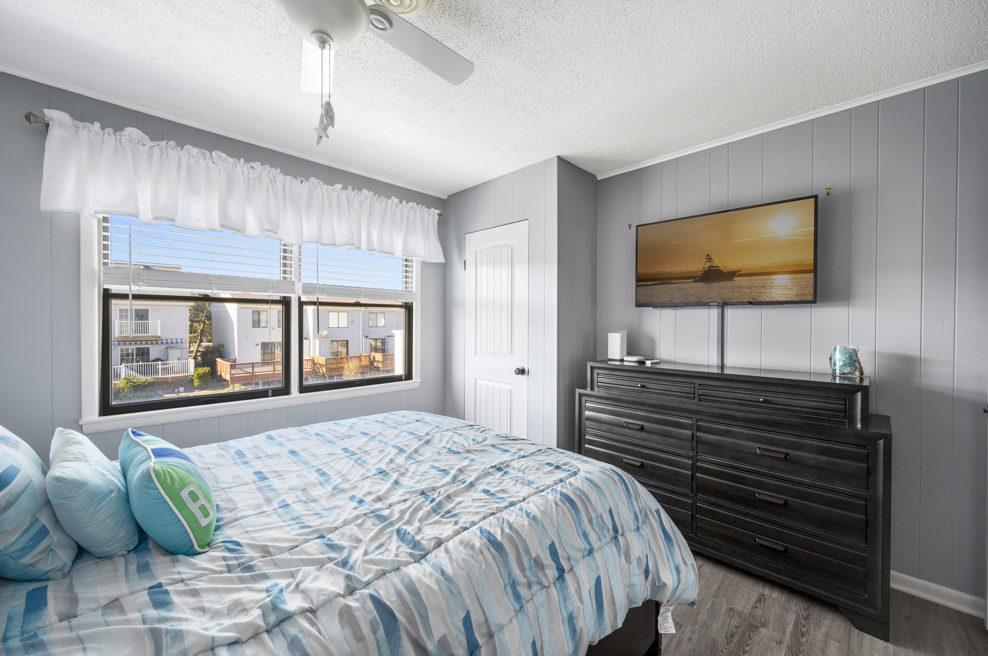 Streaming TV only in Bedrooms and Free WiFI.