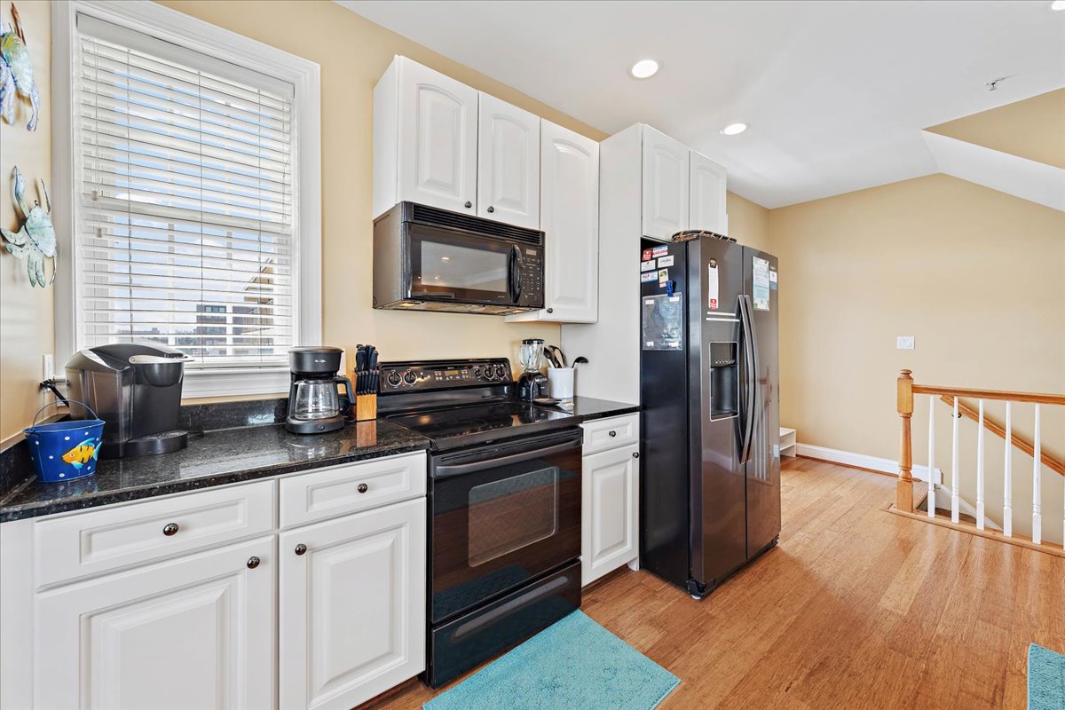 Modern Appliances make this a Chef's Dream Kitchen