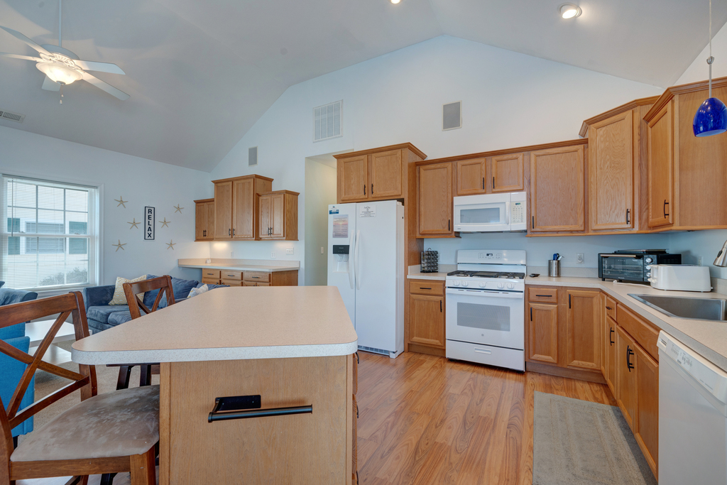 This Spacious Kitchen is Well-Stocked with everything you'll need to make mealtime a Bay Breeze!