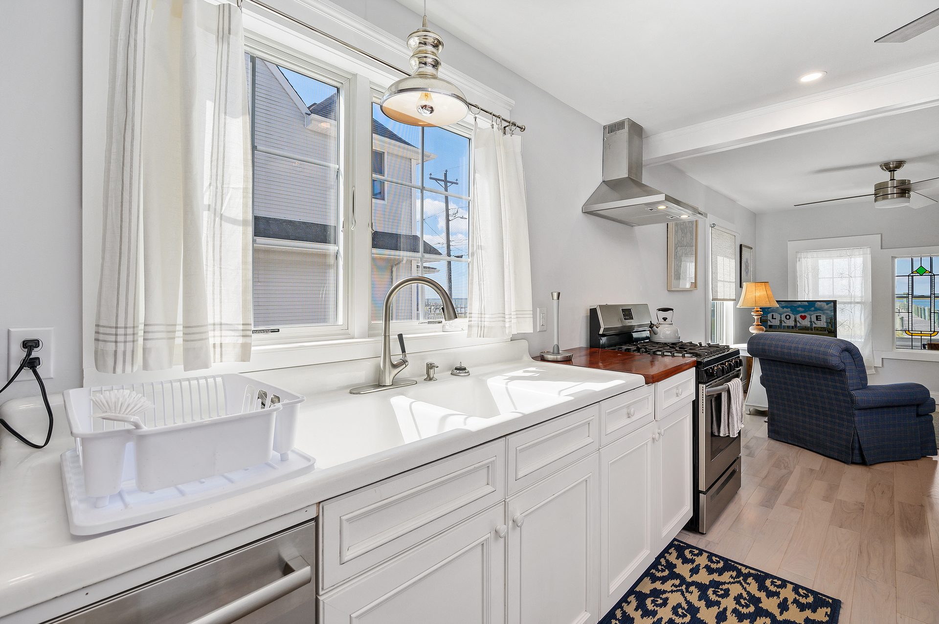 Island Sunset combines the best of historic Chincoteague Charm with Modern Amenities.