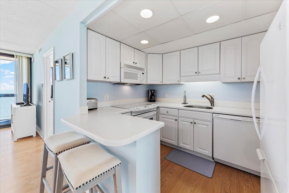 The Bright, White & Beachy Kitchen is sure to be a Chef's Dream!