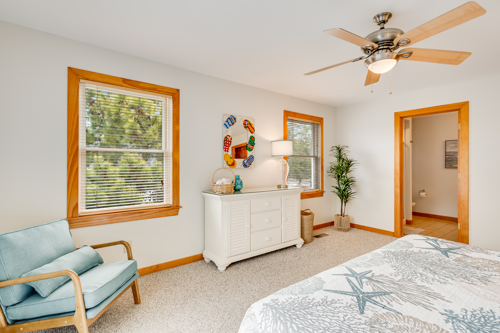 We just love the warm wood trim throughout Gray Pearl.