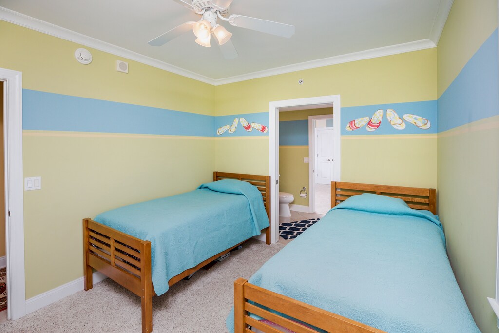 Meridian 501 East | Photo 24