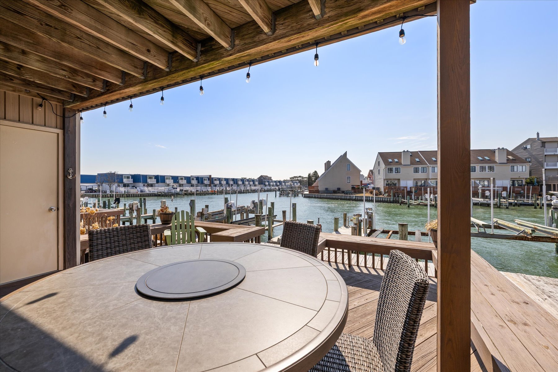 Just imagine Dining with this Bay View!