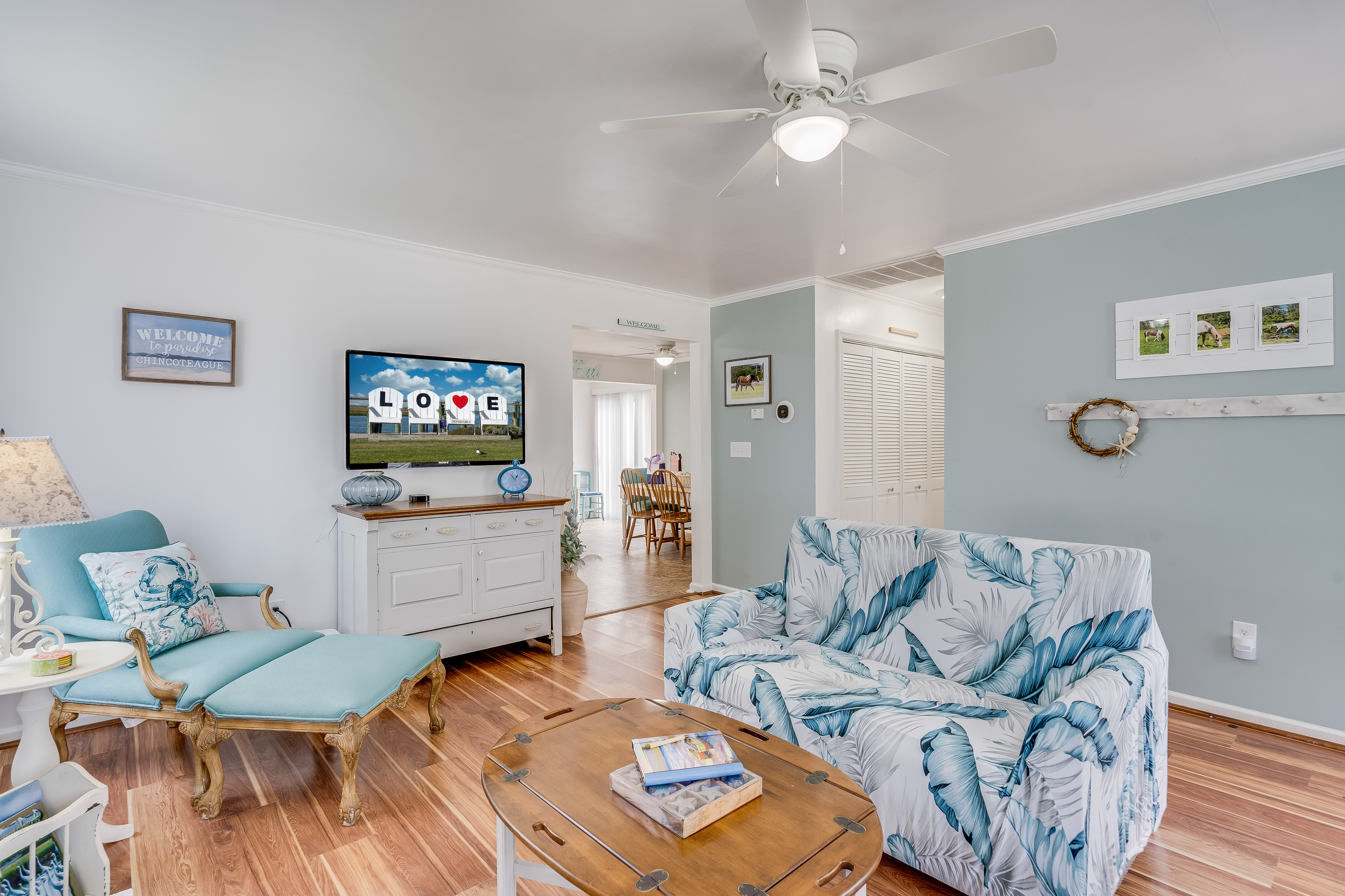 Relax in comfort and style with Free WiFi and Flat Screen Streaming TV