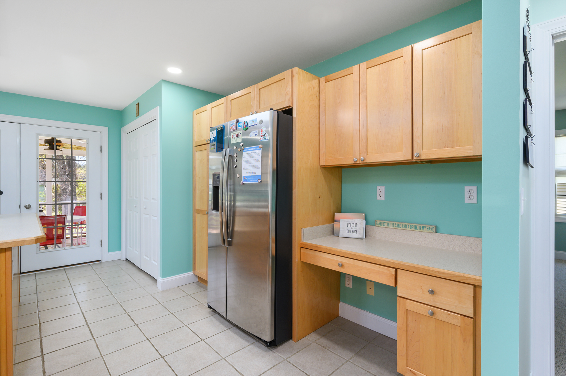 There's even a work station for checking a few emails.