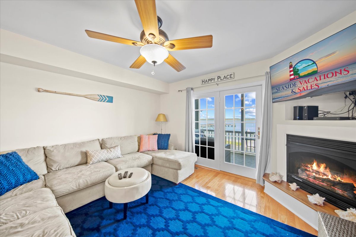 Take in spectacular Views right from the sofa!