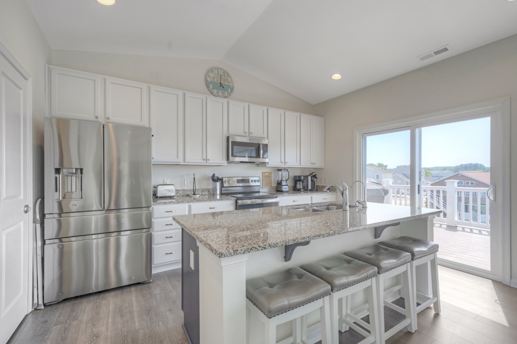 Dock Holiday is only steps from the all of the Cove's Amenities (Amenity Fees Apply).