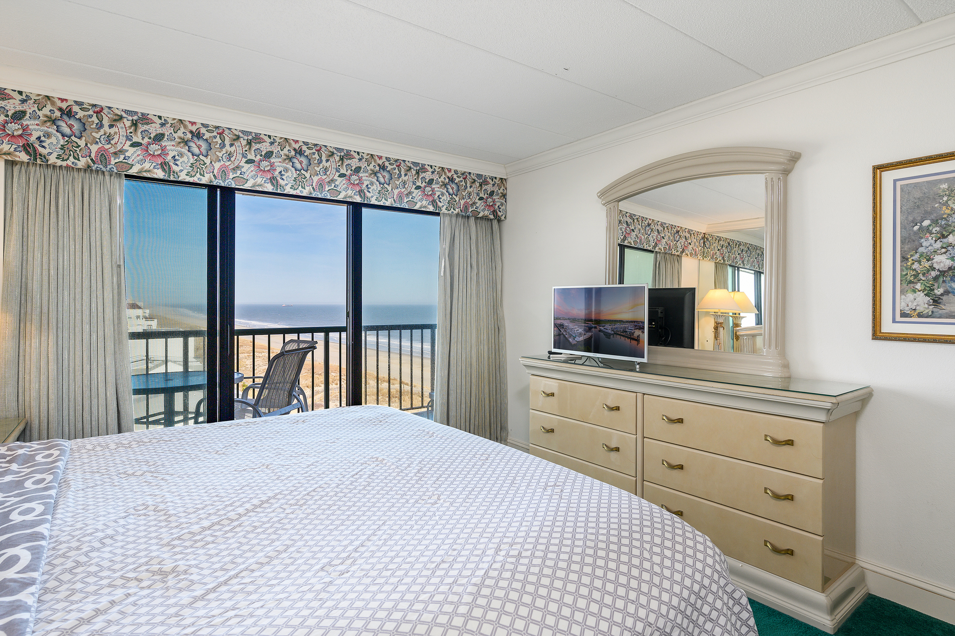 The Primary Bedroom has Flat screen TV to watch after star gazing from the Balcony with your own Private Entrance