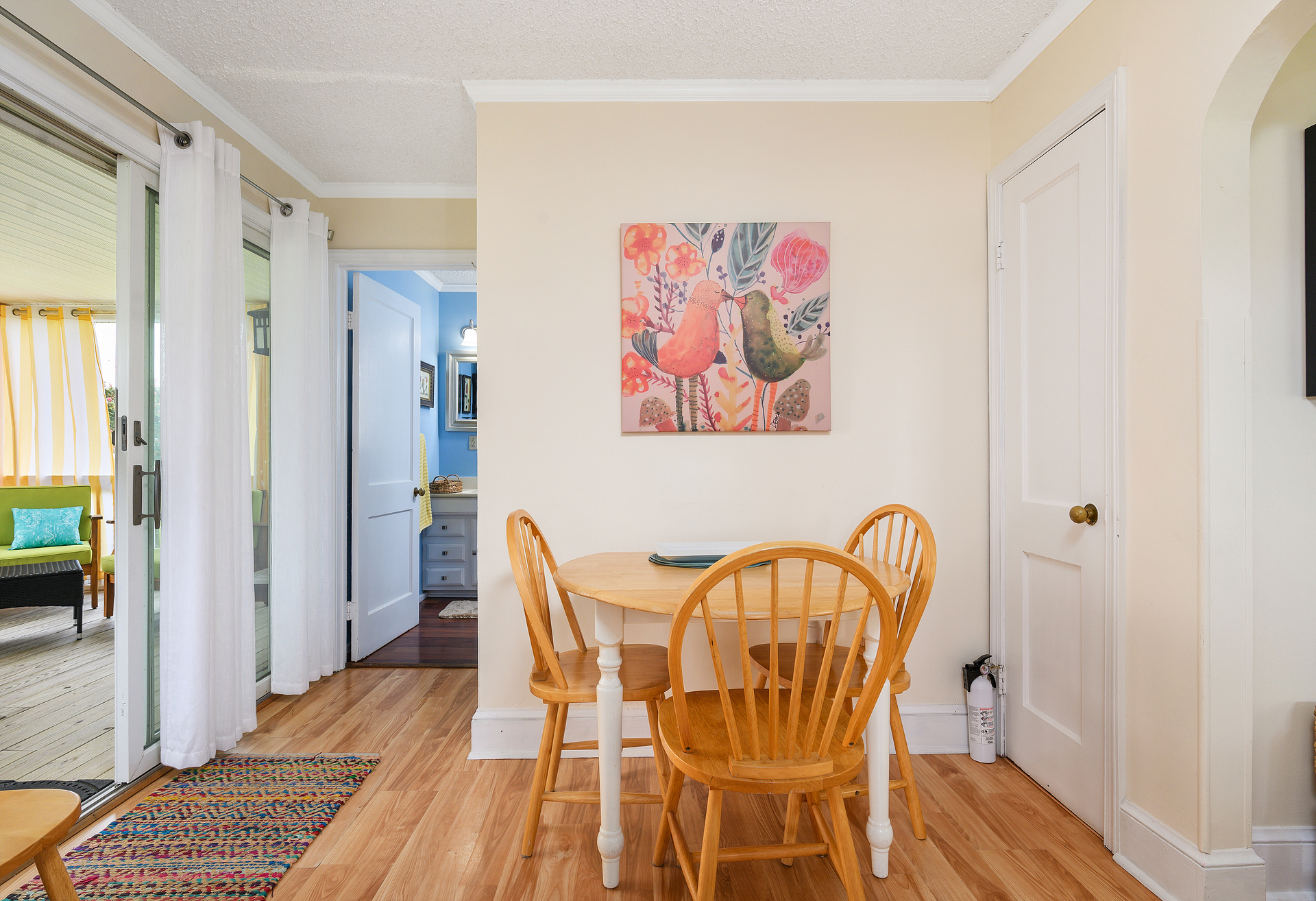 Cozy Indoor Dining Area.