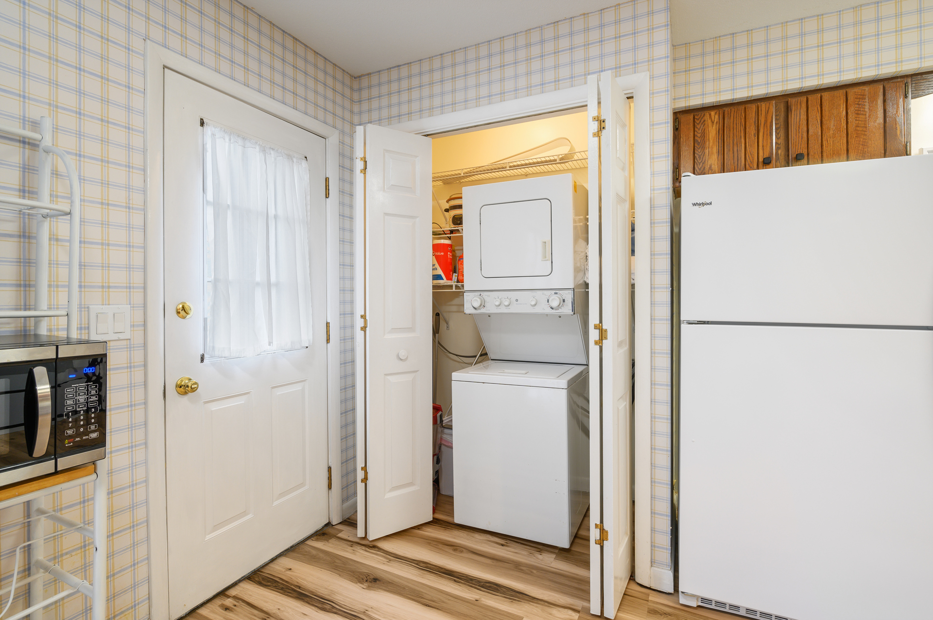 Convenient Washer and Dryer just off the Kitchen.