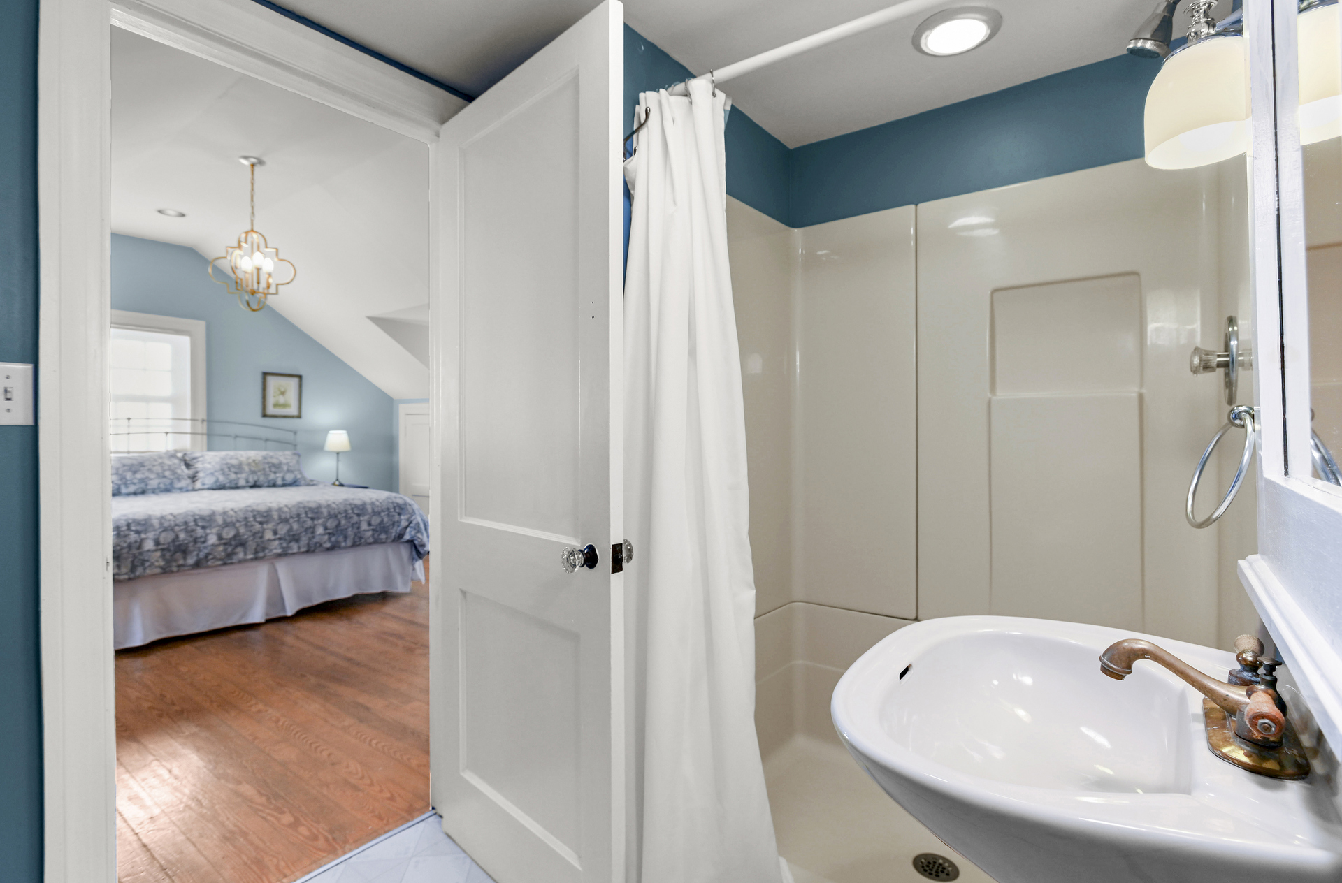 Beautiful, thoughtful touches throughout Black Skimmer.