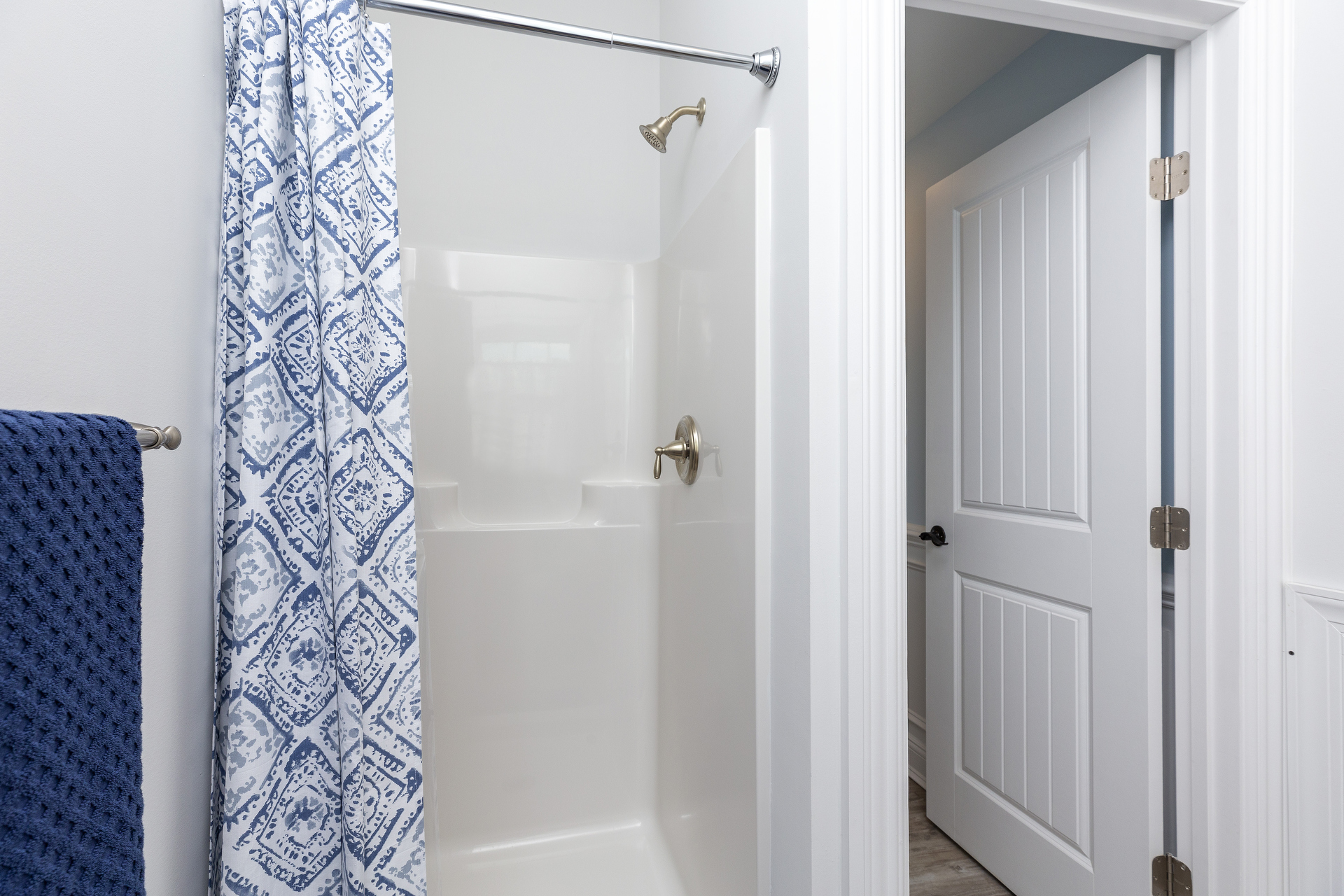 Walk-in Shower in 1st Floor Full Bath.