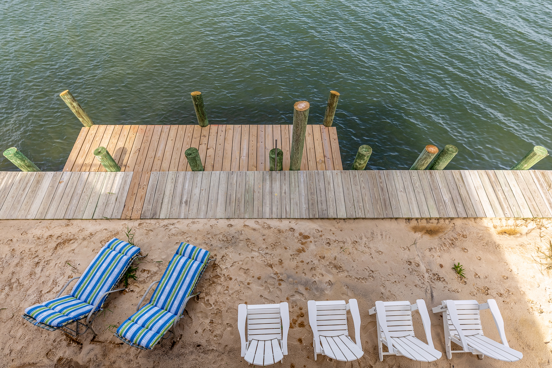 Easy bay access - bring your boat!