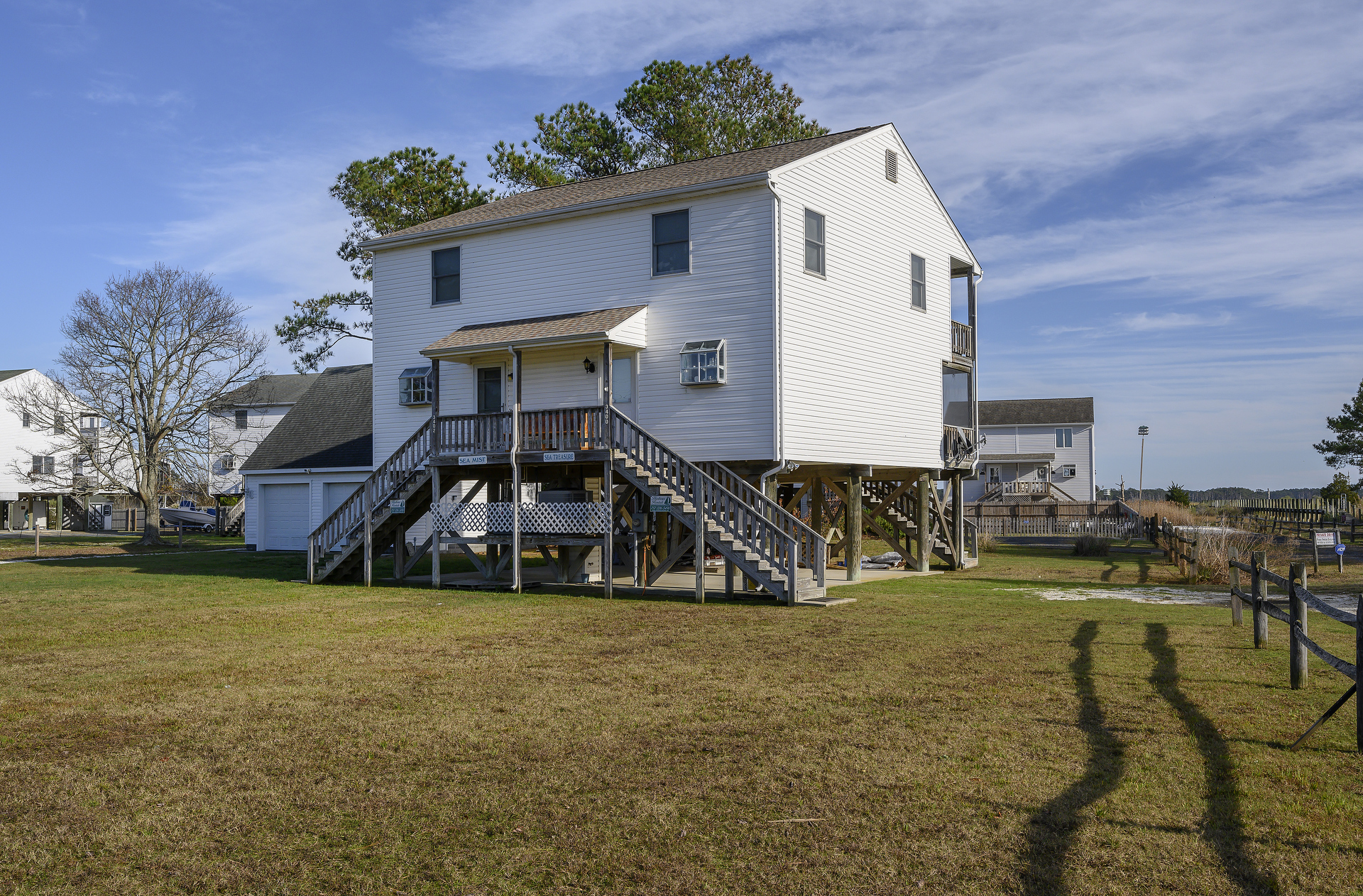 Sea Treasure is on the right, with sister-house, Sea Mist, on the left.