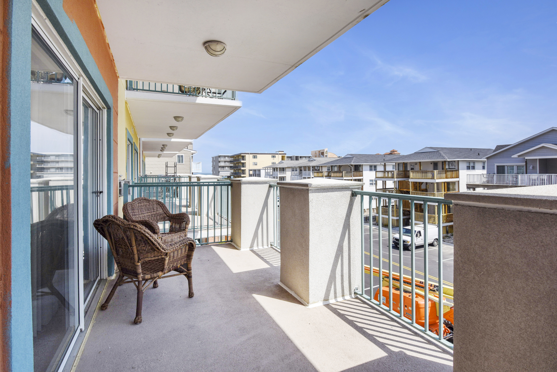 Comfy Wicker Furniture to relax and take in the Sea Breezes.