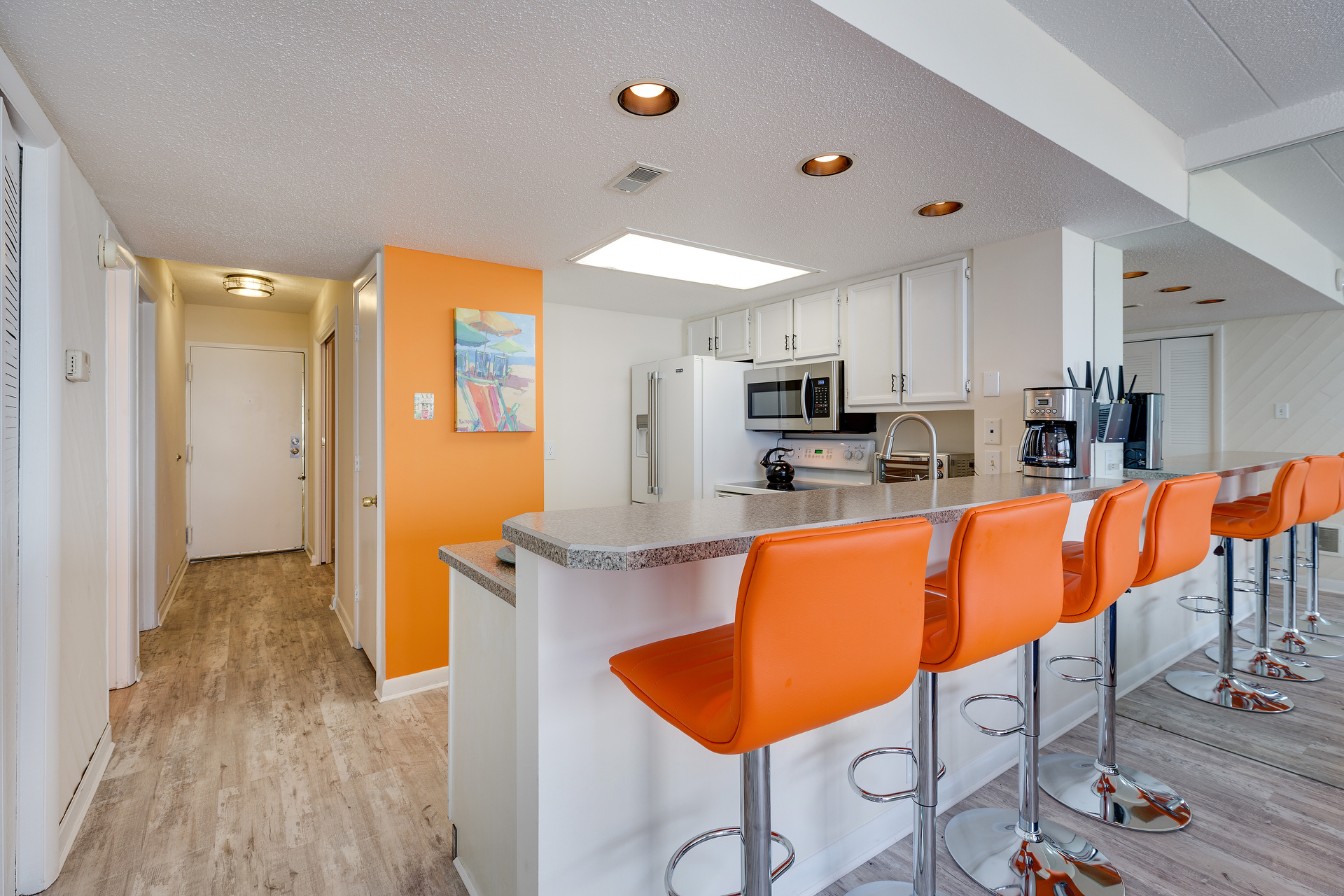 Pops of bright color are warm and welcoming.