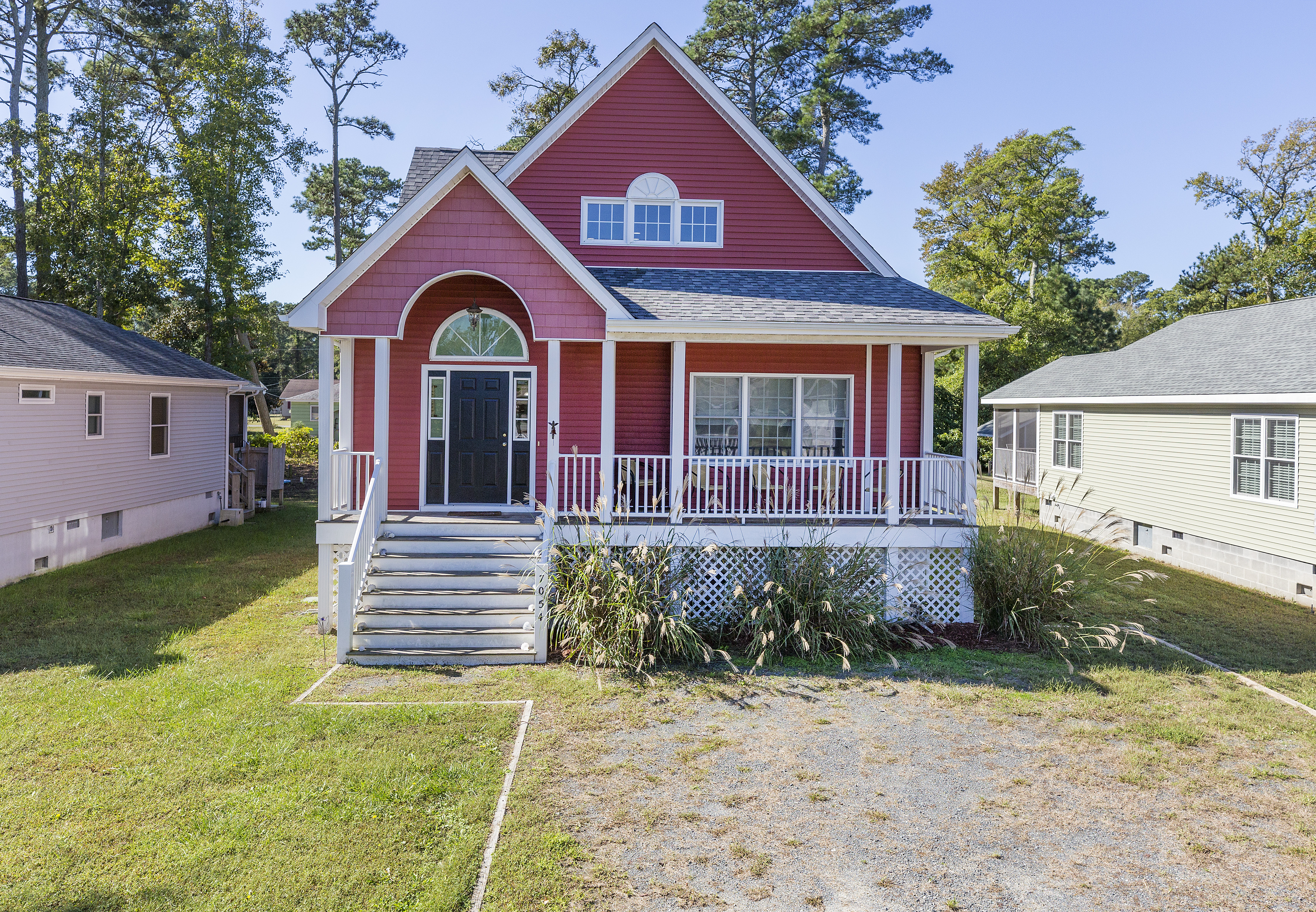 Ariel`s Grotto exudes that Island Charm.