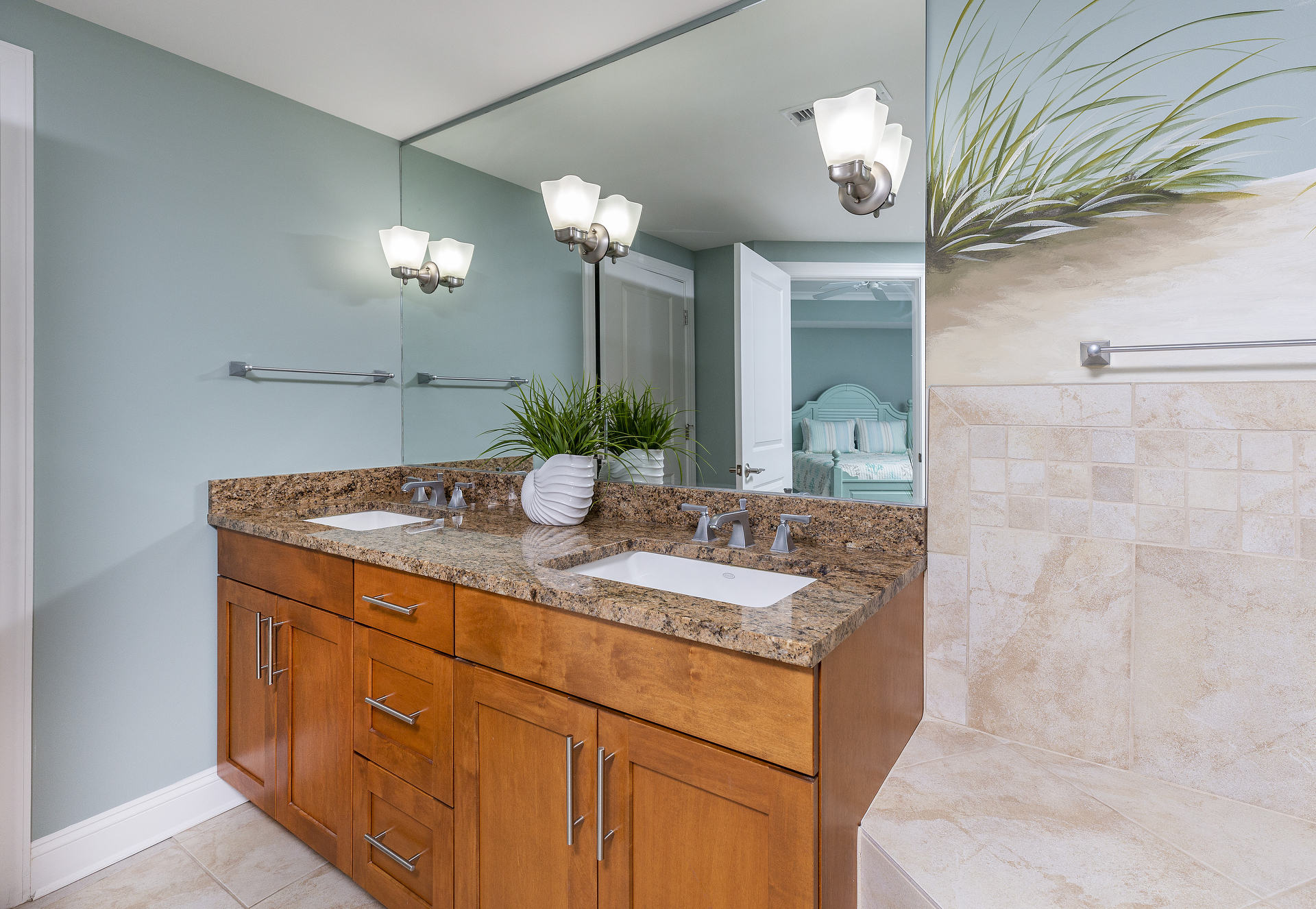 Granite Double Sinks & beautiful Decor throughout....