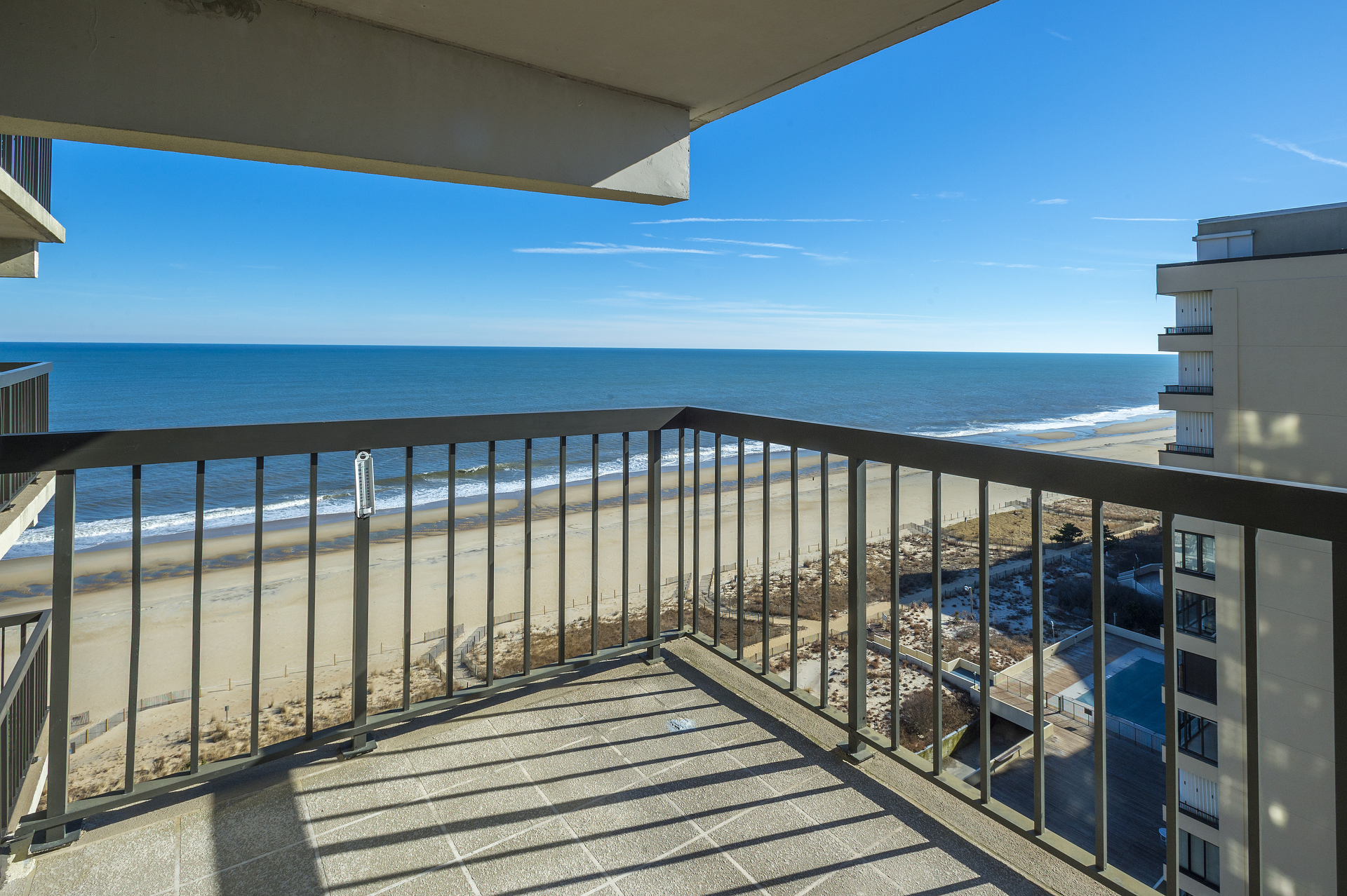 Sweeping Oceanfront Views from Sea Watch 1314.