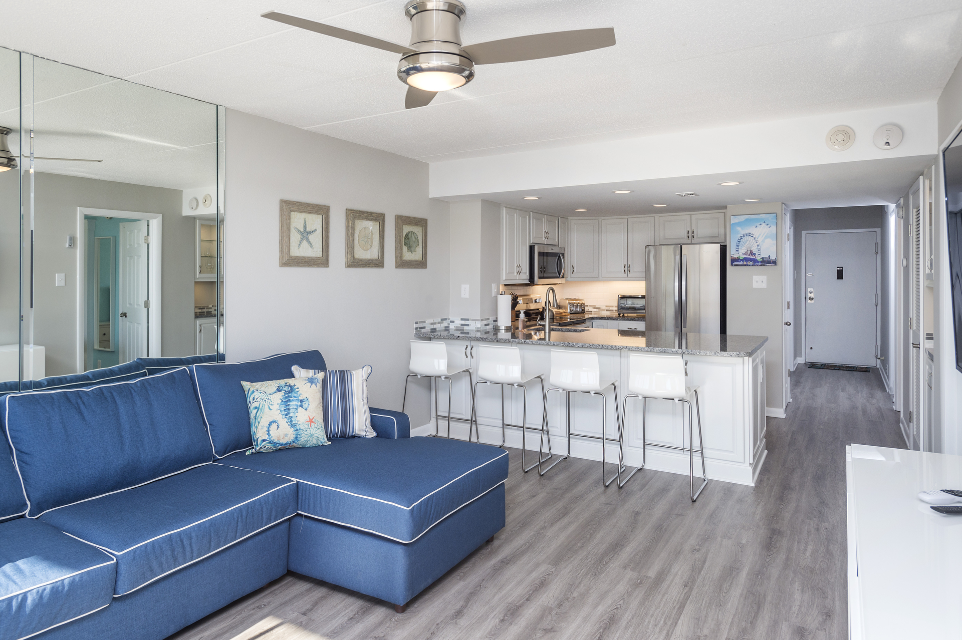 A fabulous 2 Bedroom + Den/2 Bath Oceanfront Condo in OCMD.