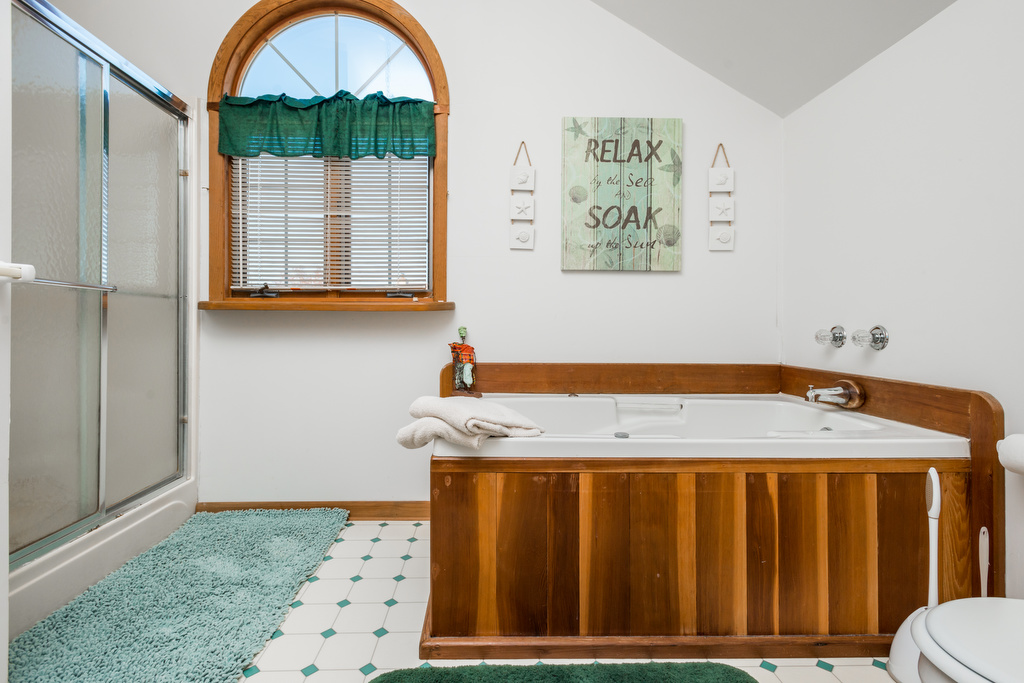 Pamper yourself with a soak in this incredible Jacuzzi Tub.