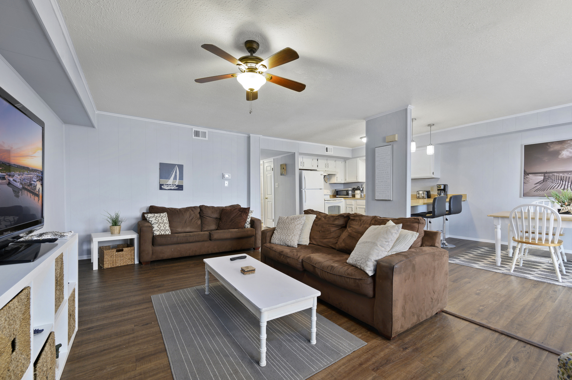 Bradley on the Bay 317D