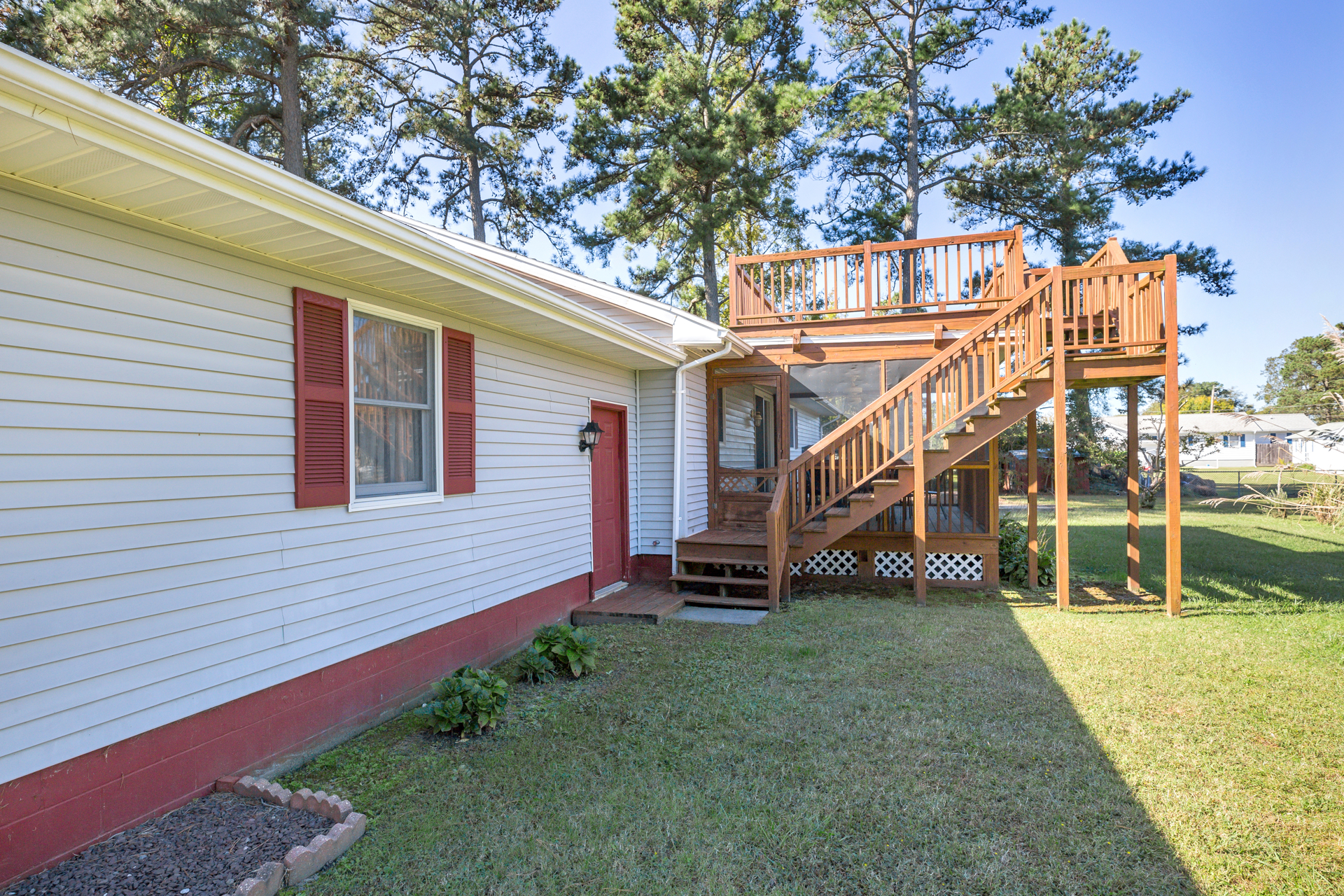 You`ll never want to leave the Screened-in Porch.