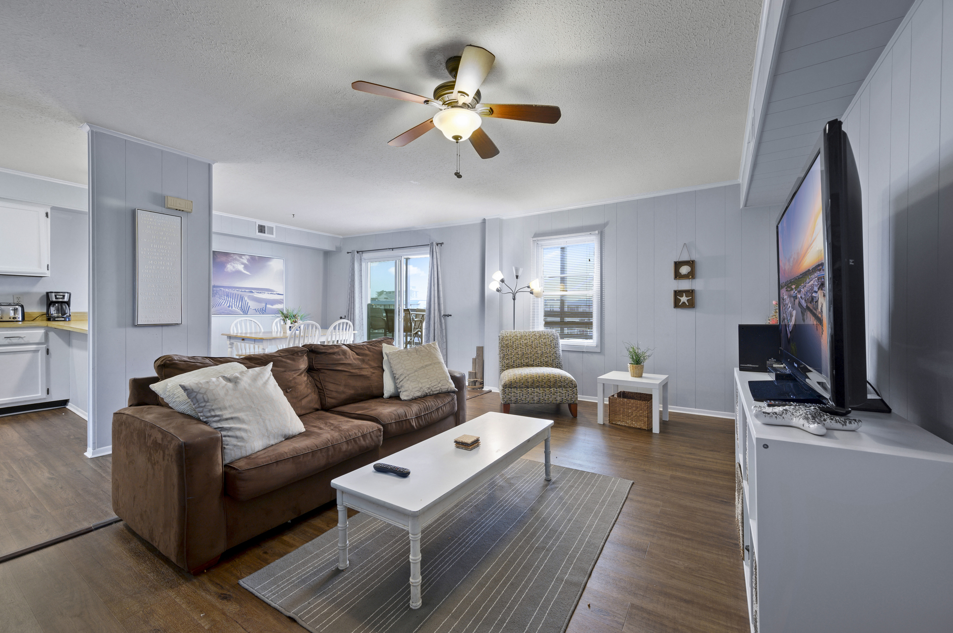 Wonderful Open Layout is perfect for spending time together without ever feeling crowded.