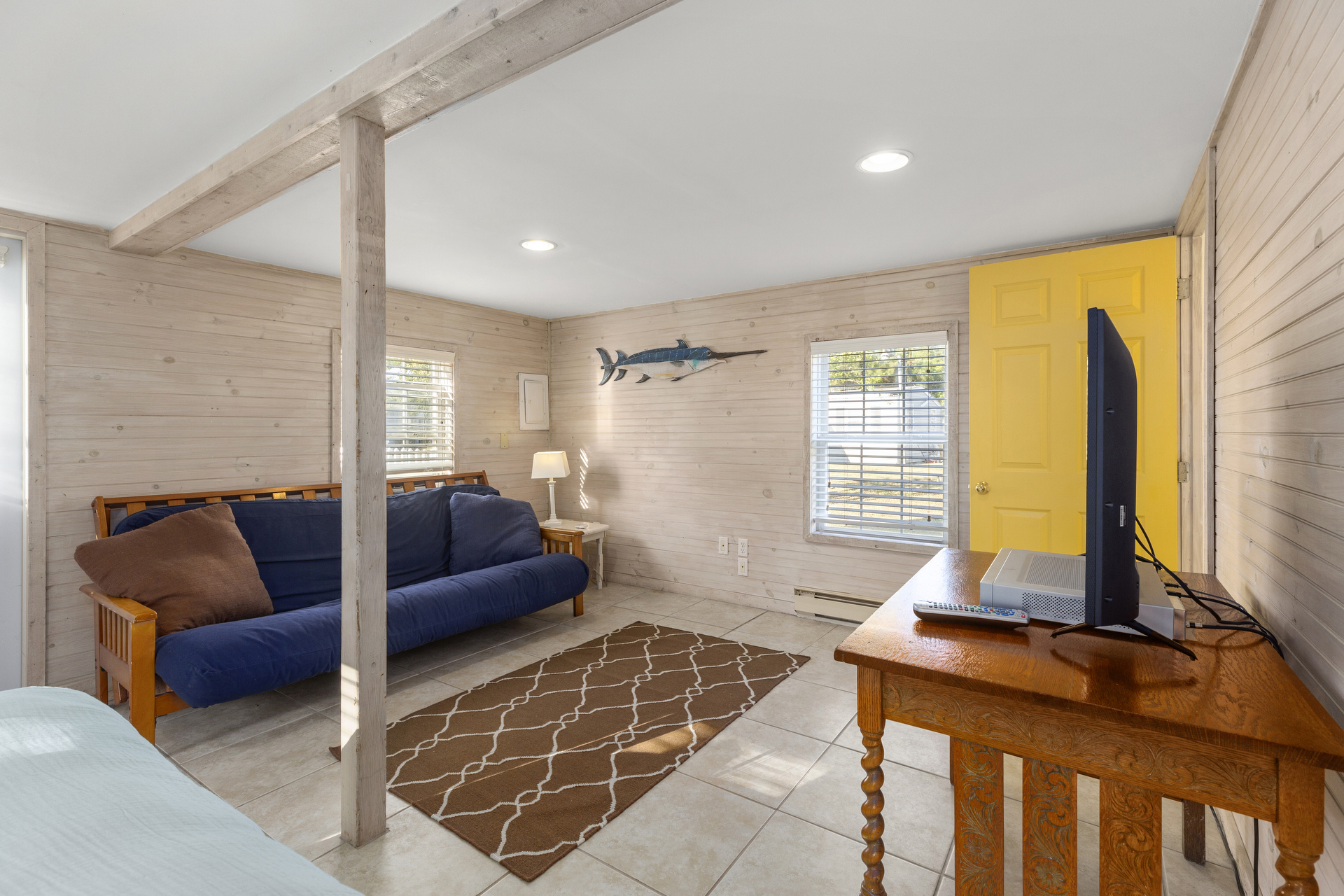 Tile Floors Whitewashed Wall are a stunning back drop.