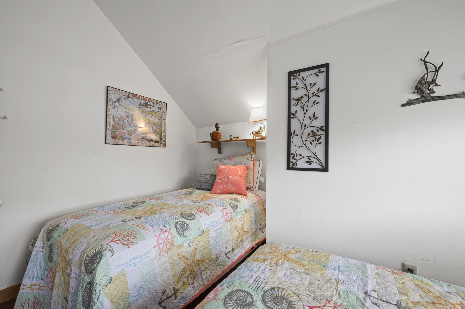 Bedroom 3 has 2 Twin Beds.