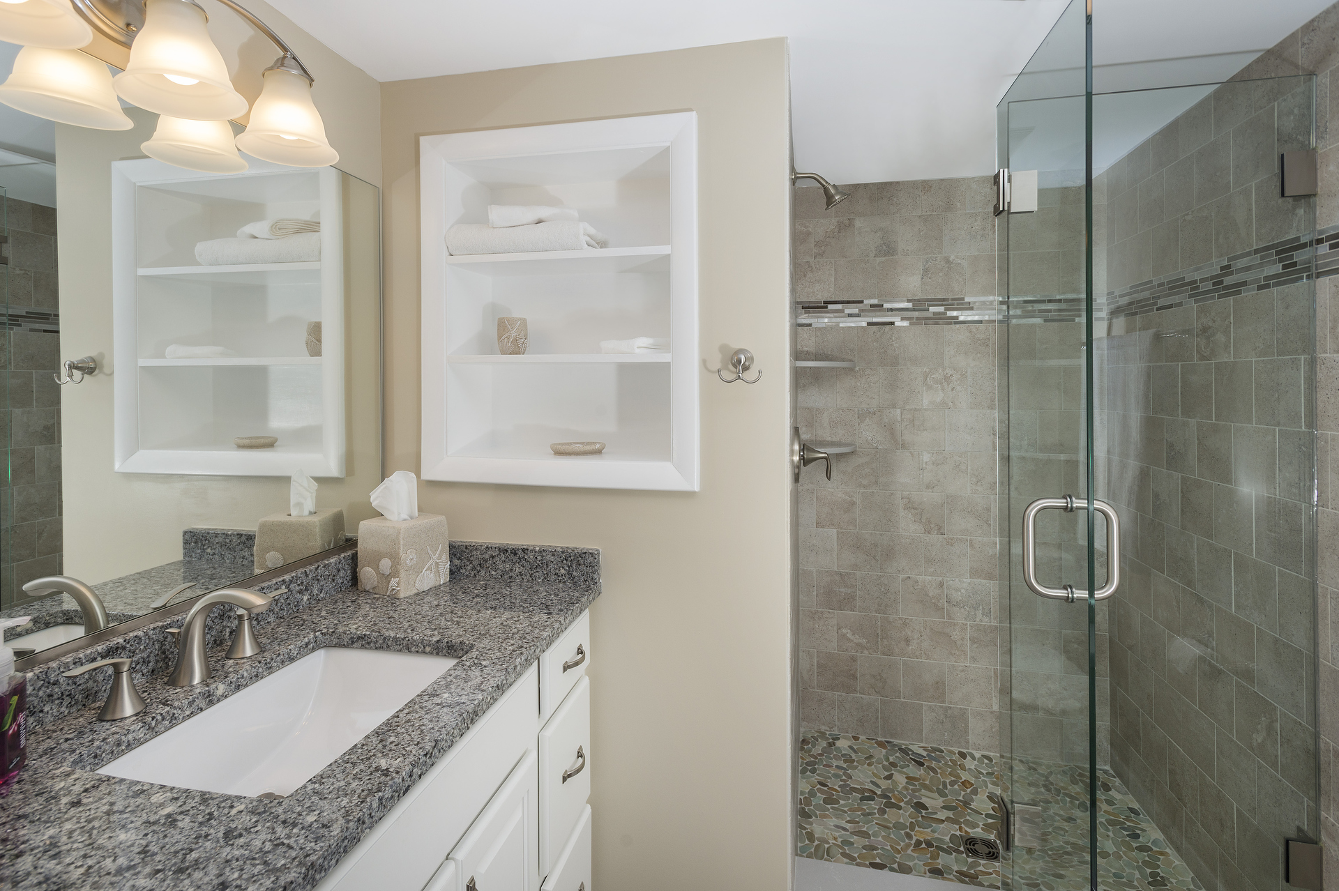 Stunning Custom Tile in Primary Bath.