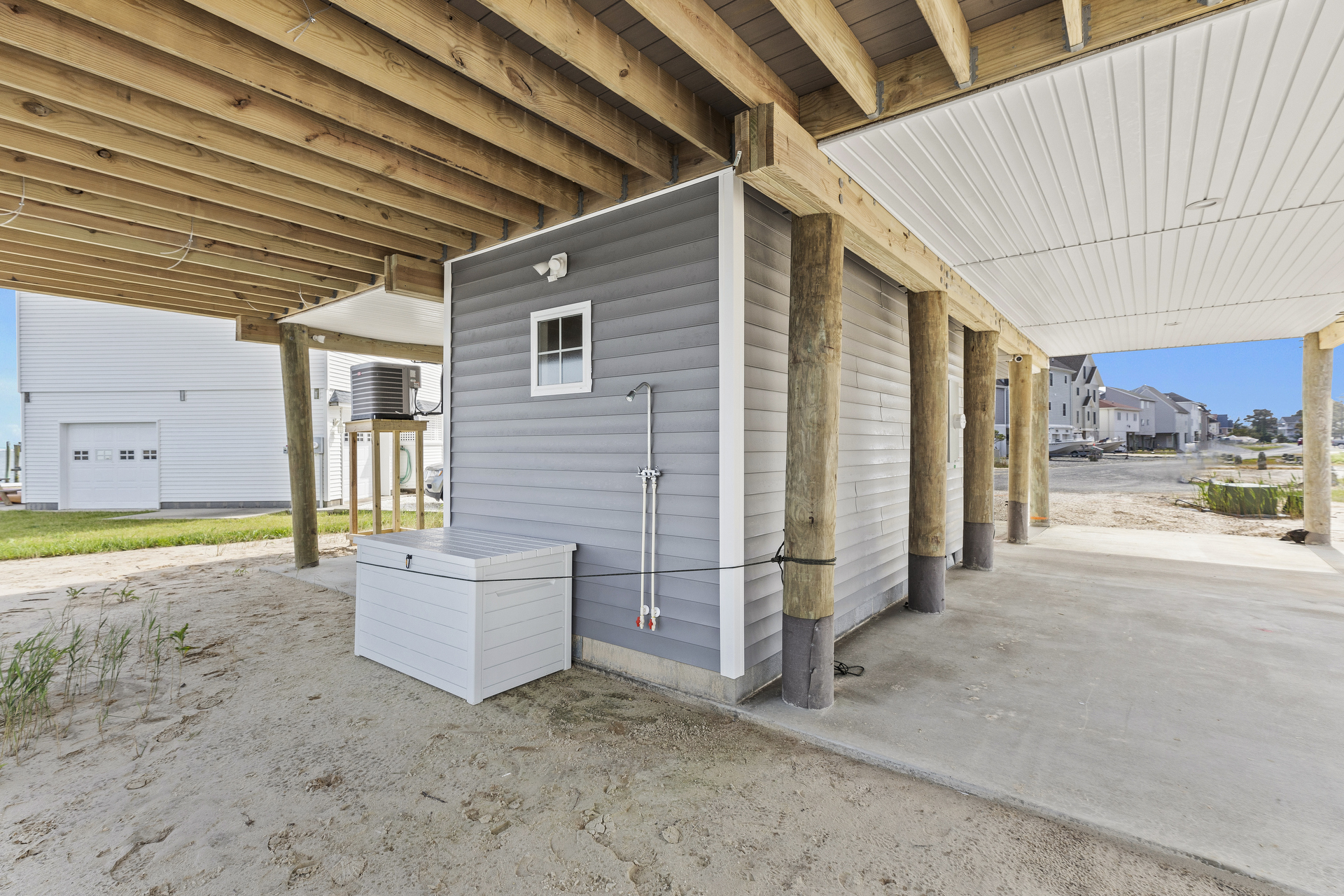 Lots of storage for your Beach Toys.