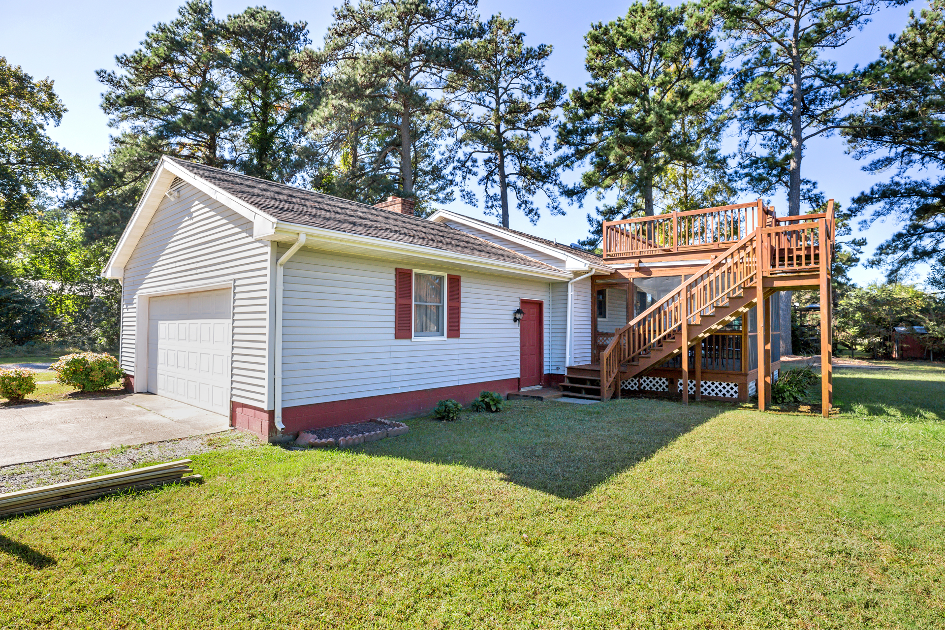You`ll love the fabulous Backyard with Rooftop Deck and Screened-in Porch.
