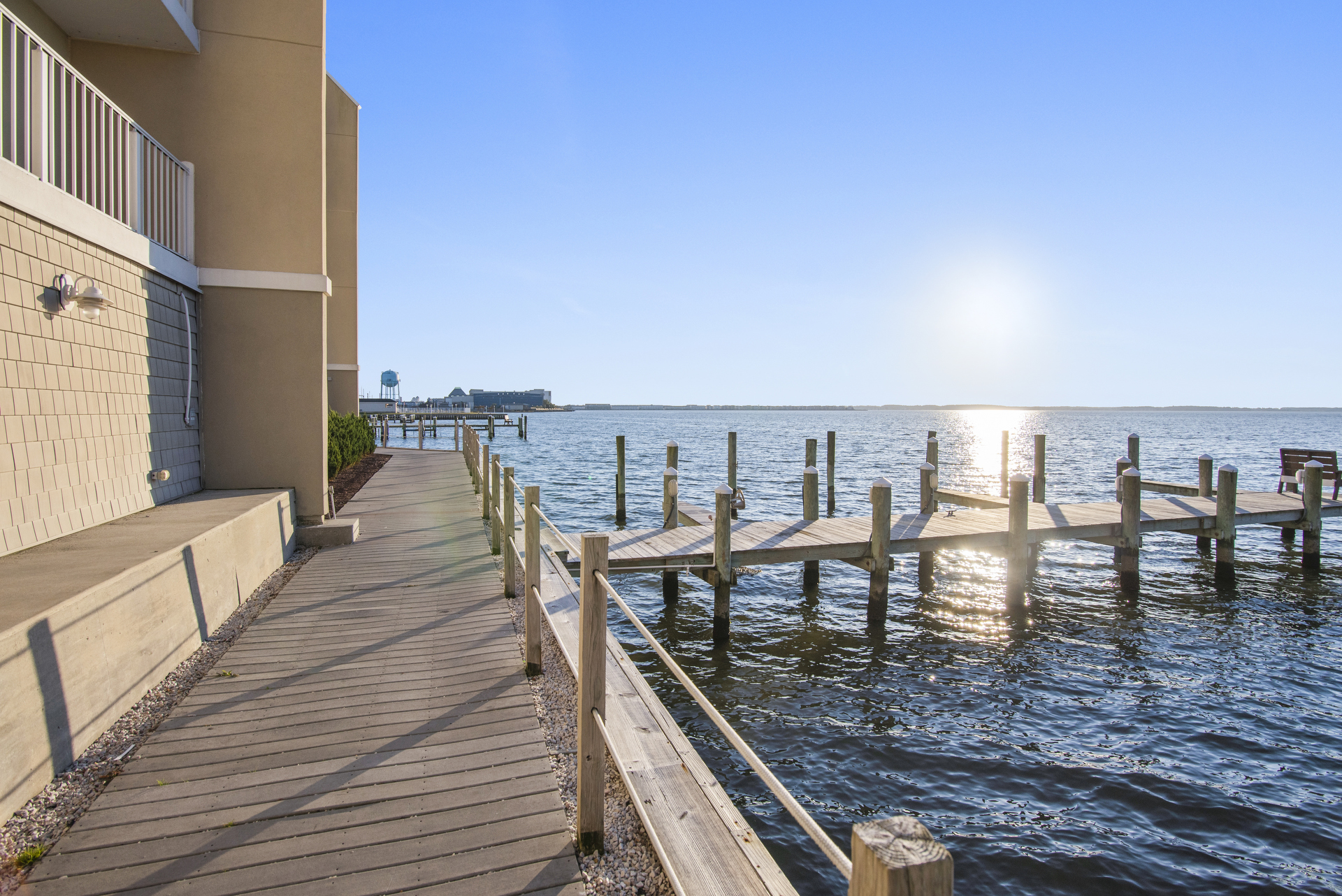 Wight Bay has a Private Pier and Bay Front Pool.