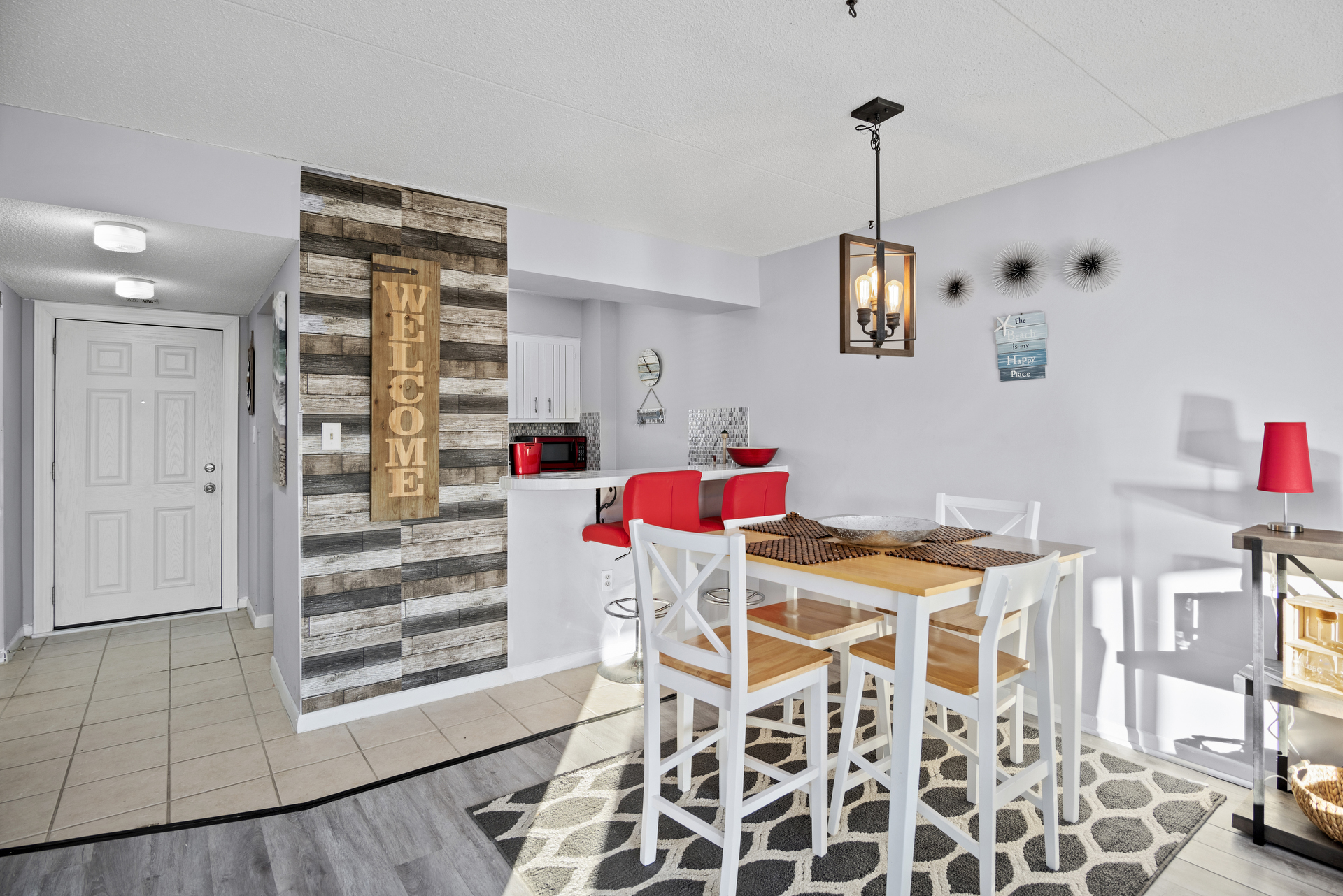 Cook meals in or wander to one of many great Dining Options nearby.