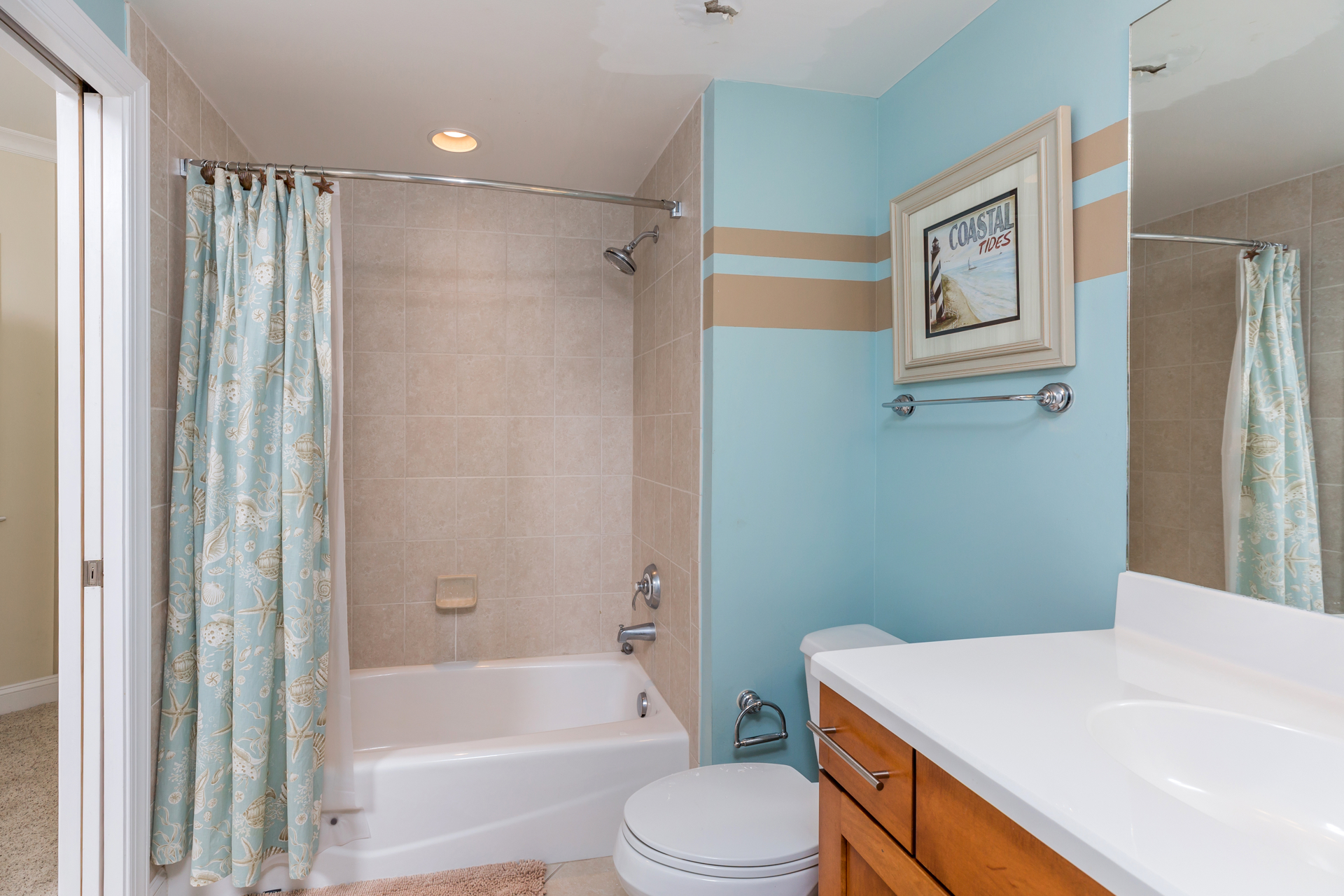 Full Bath 3 has Tub/Shower Combo and Custom Tile.